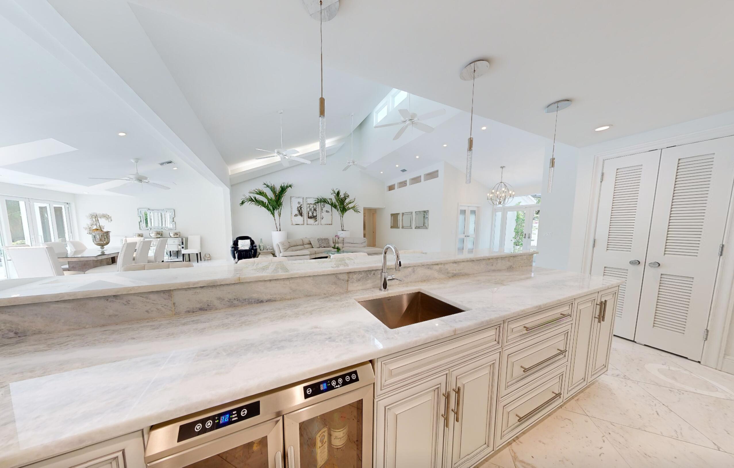 355 Oakview Drive Property Photo 18