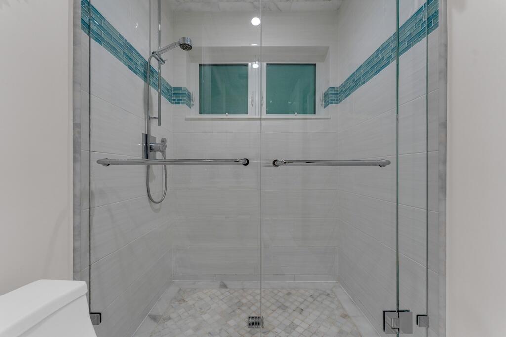 355 Oakview Drive Property Photo 46