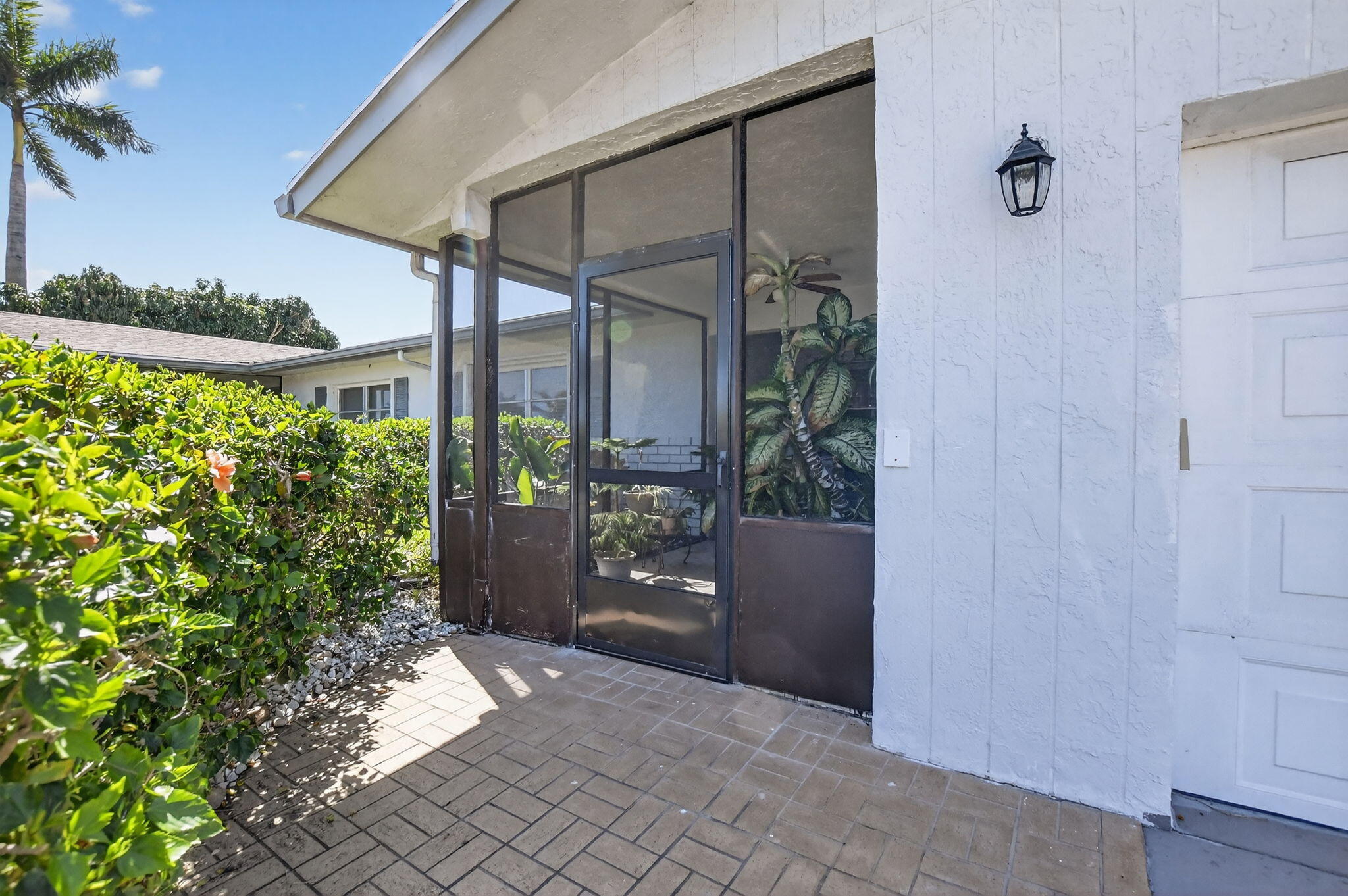 6277 Overland Place Property Photo 3