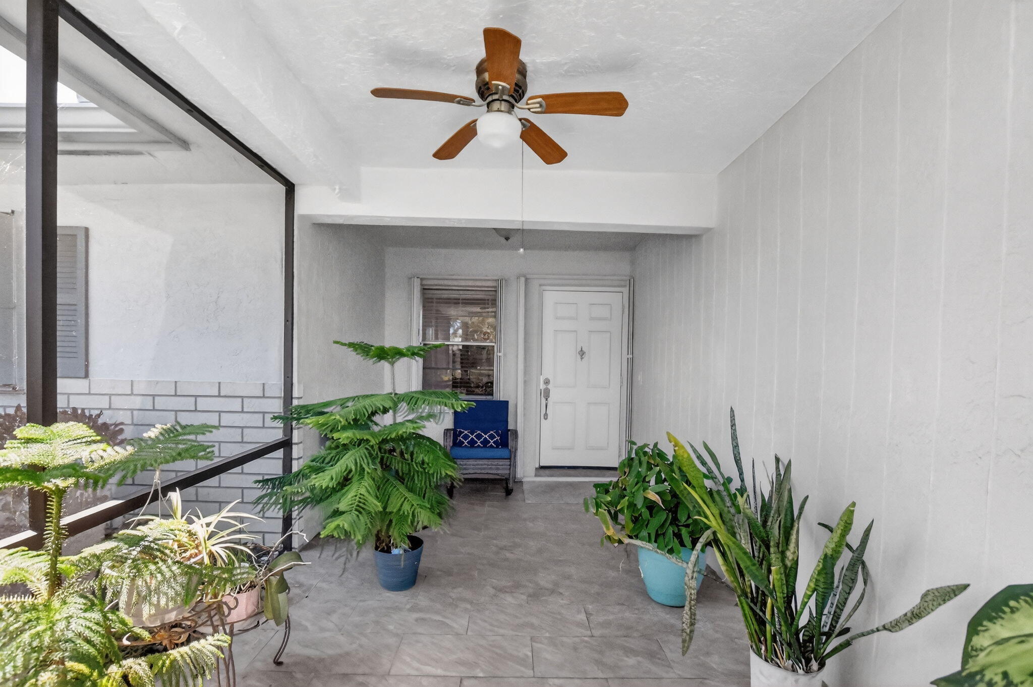 6277 Overland Place Property Photo 4