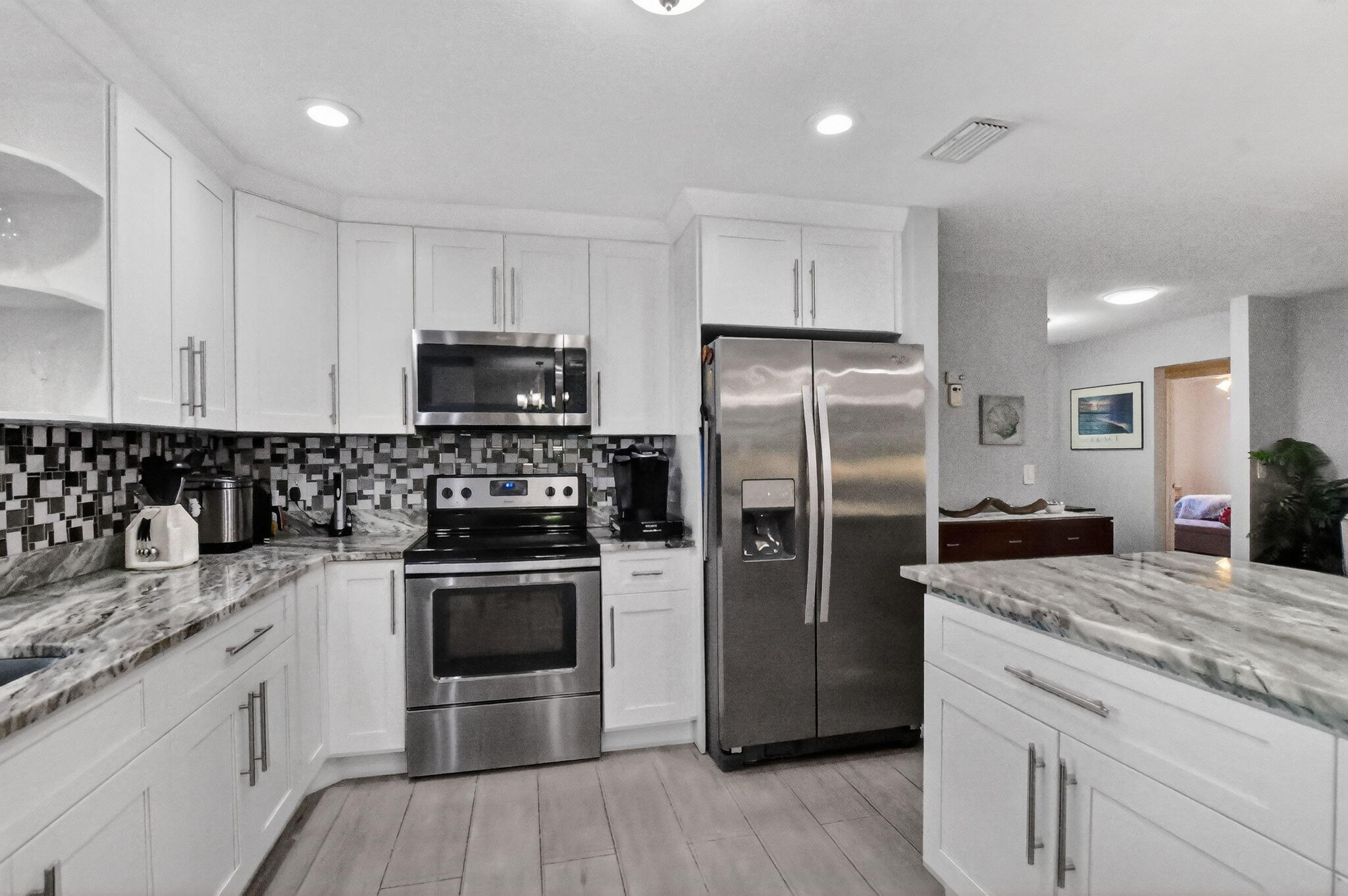 6277 Overland Place Property Photo 11