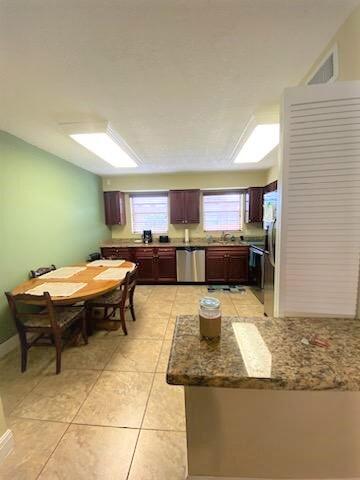 801 Hummingbird Way 205 Property Photo 6