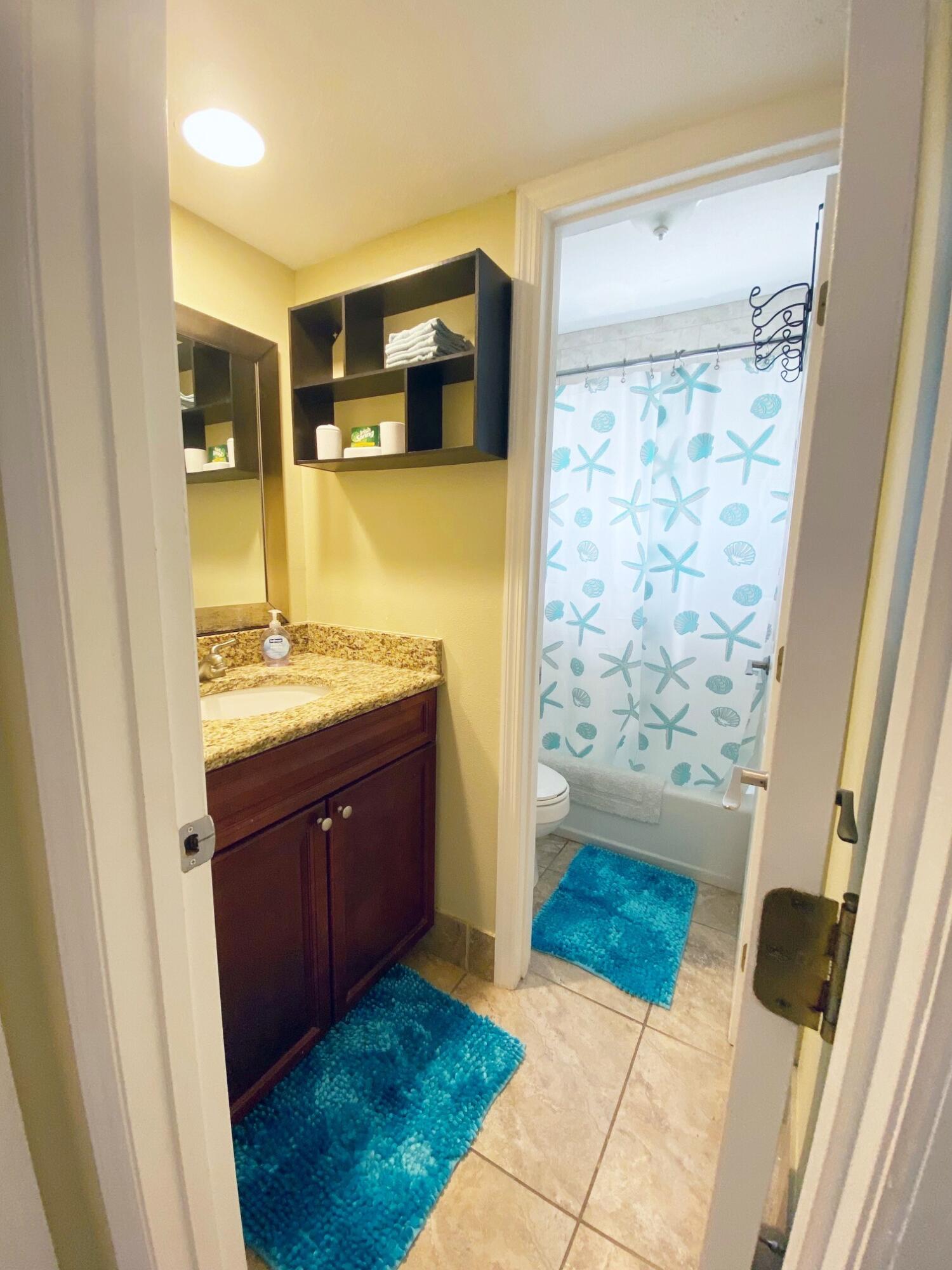 801 Hummingbird Way 205 Property Photo 14