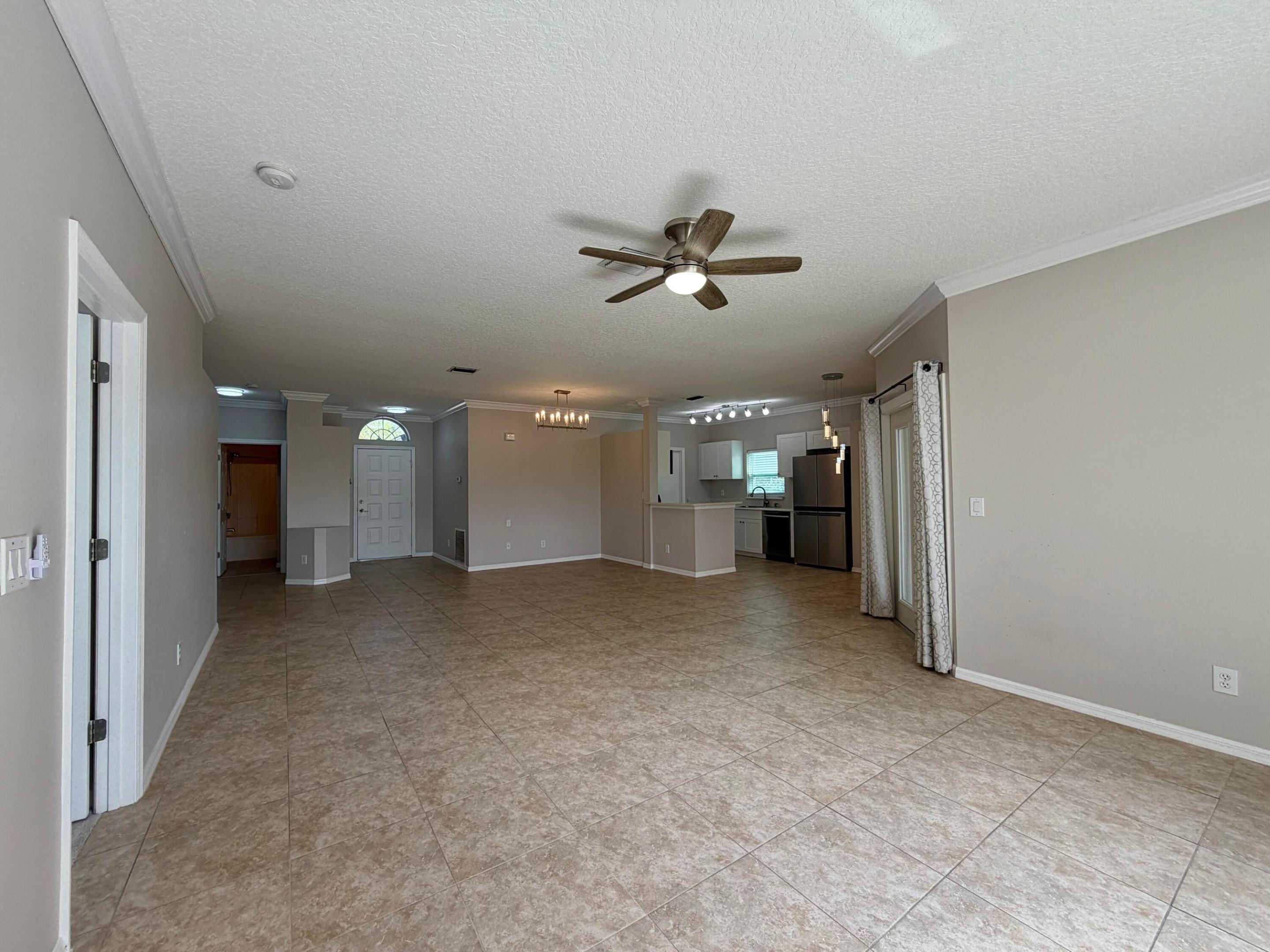 6295 33rd Manor Property Photo 11
