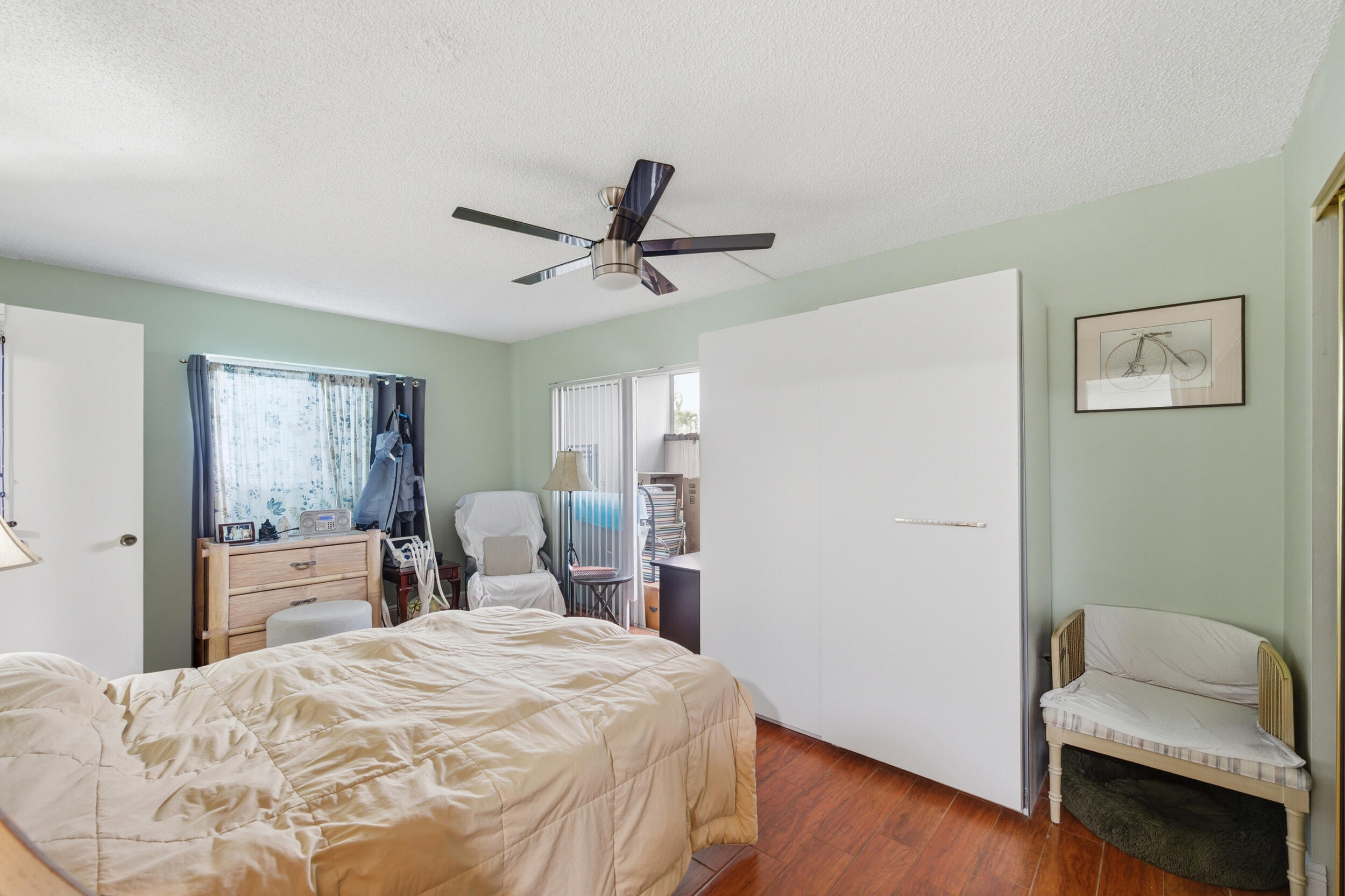 888 Flanders S Property Photo 16
