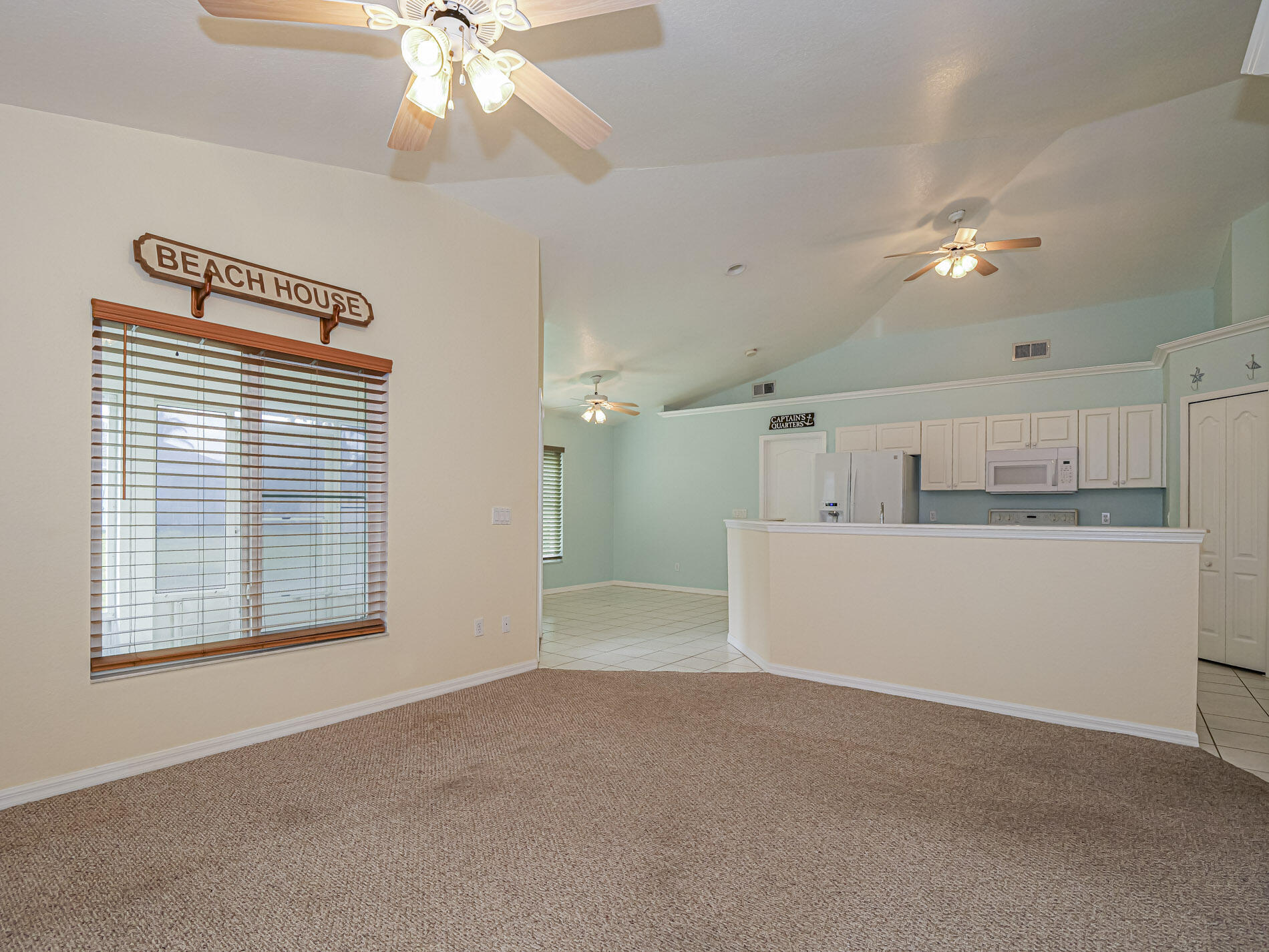 3816 Sunbeam Court Property Photo 6