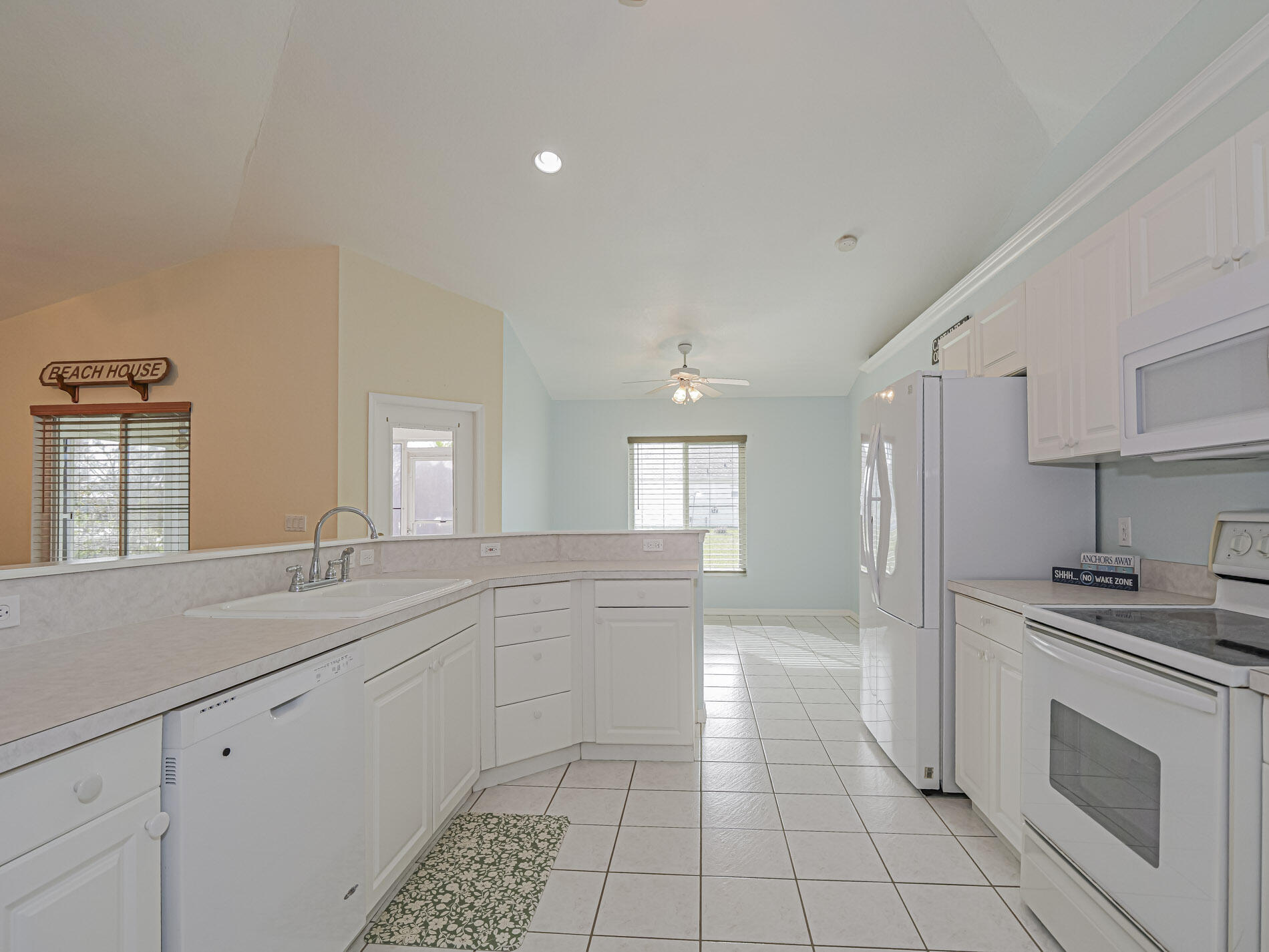 3816 Sunbeam Court Property Photo 10