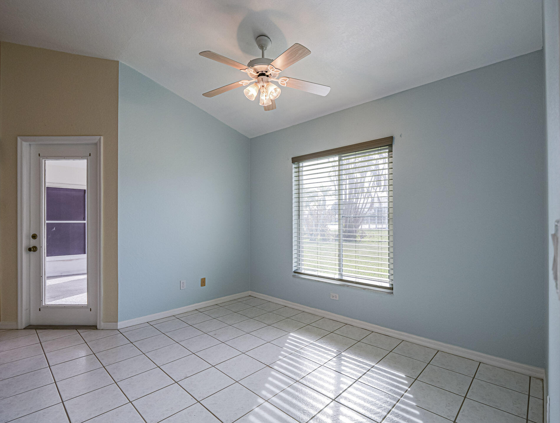 3816 Sunbeam Court Property Photo 14