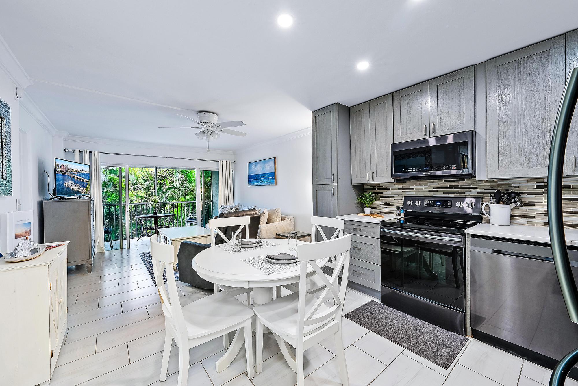 2400 S Ocean Drive 621 Property Photo 1