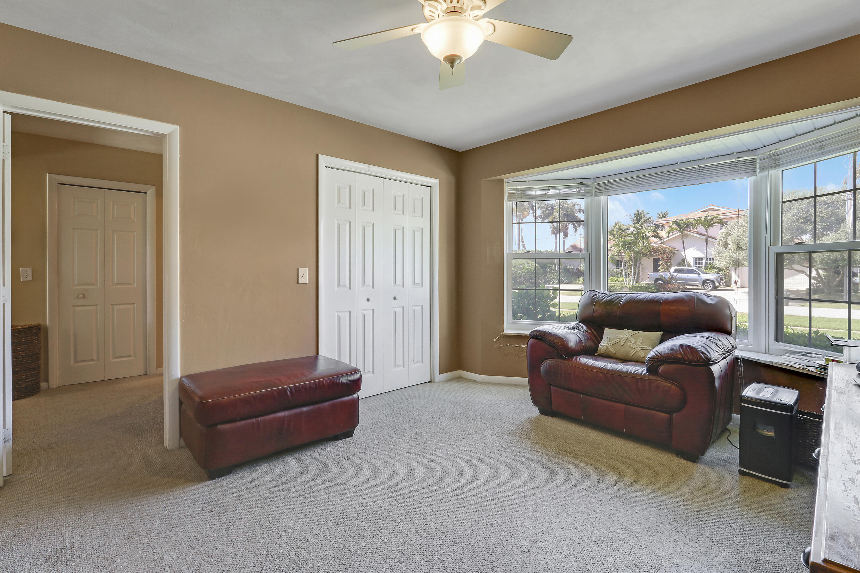 856 Country Club Drive Property Photo 13
