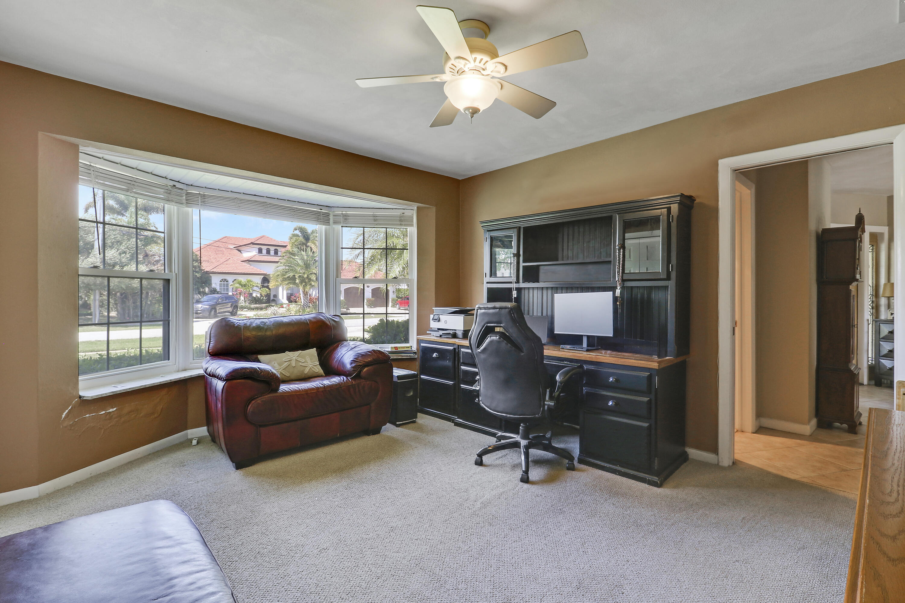 856 Country Club Drive Property Photo 14