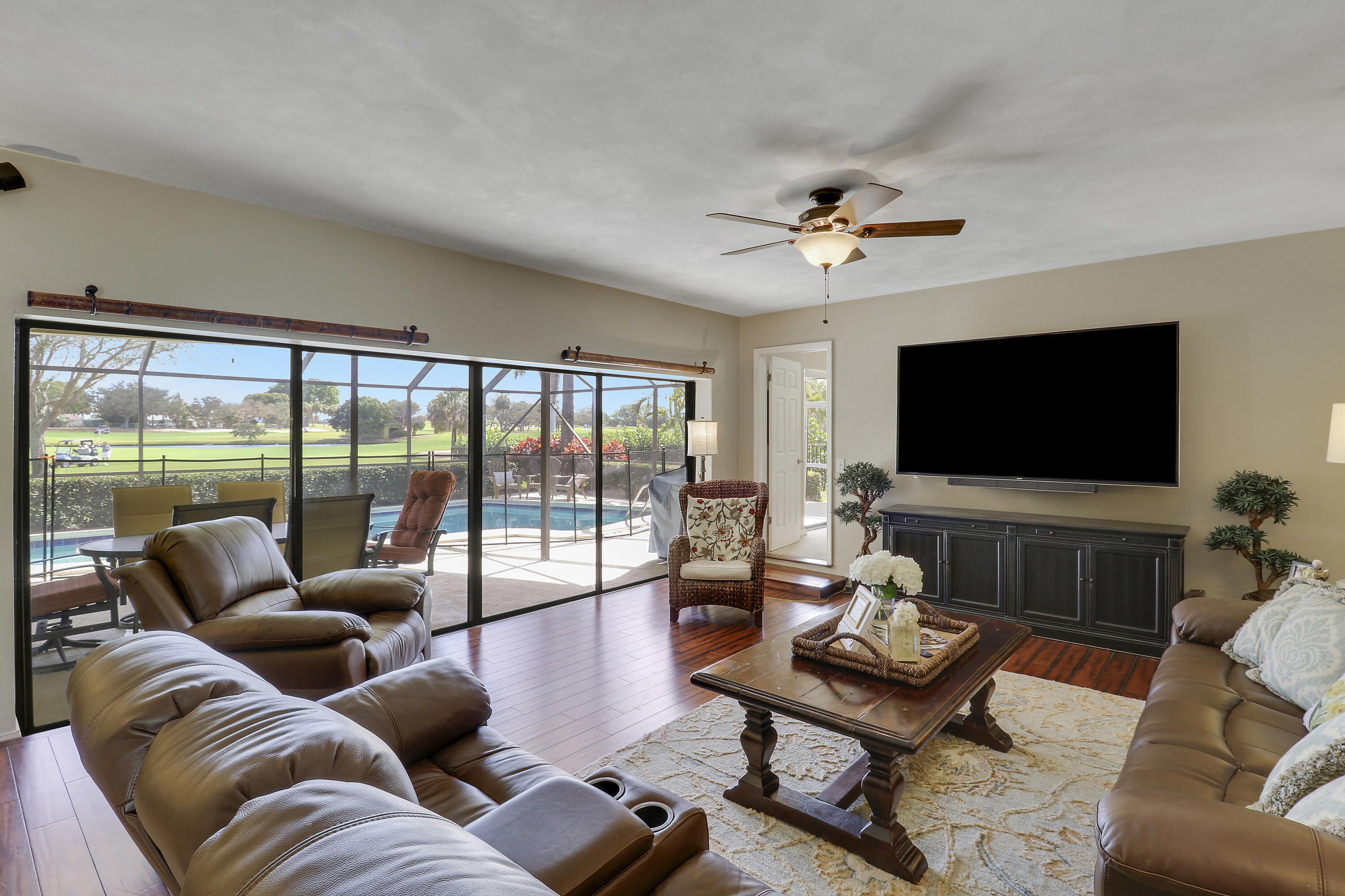 856 Country Club Drive Property Photo 27