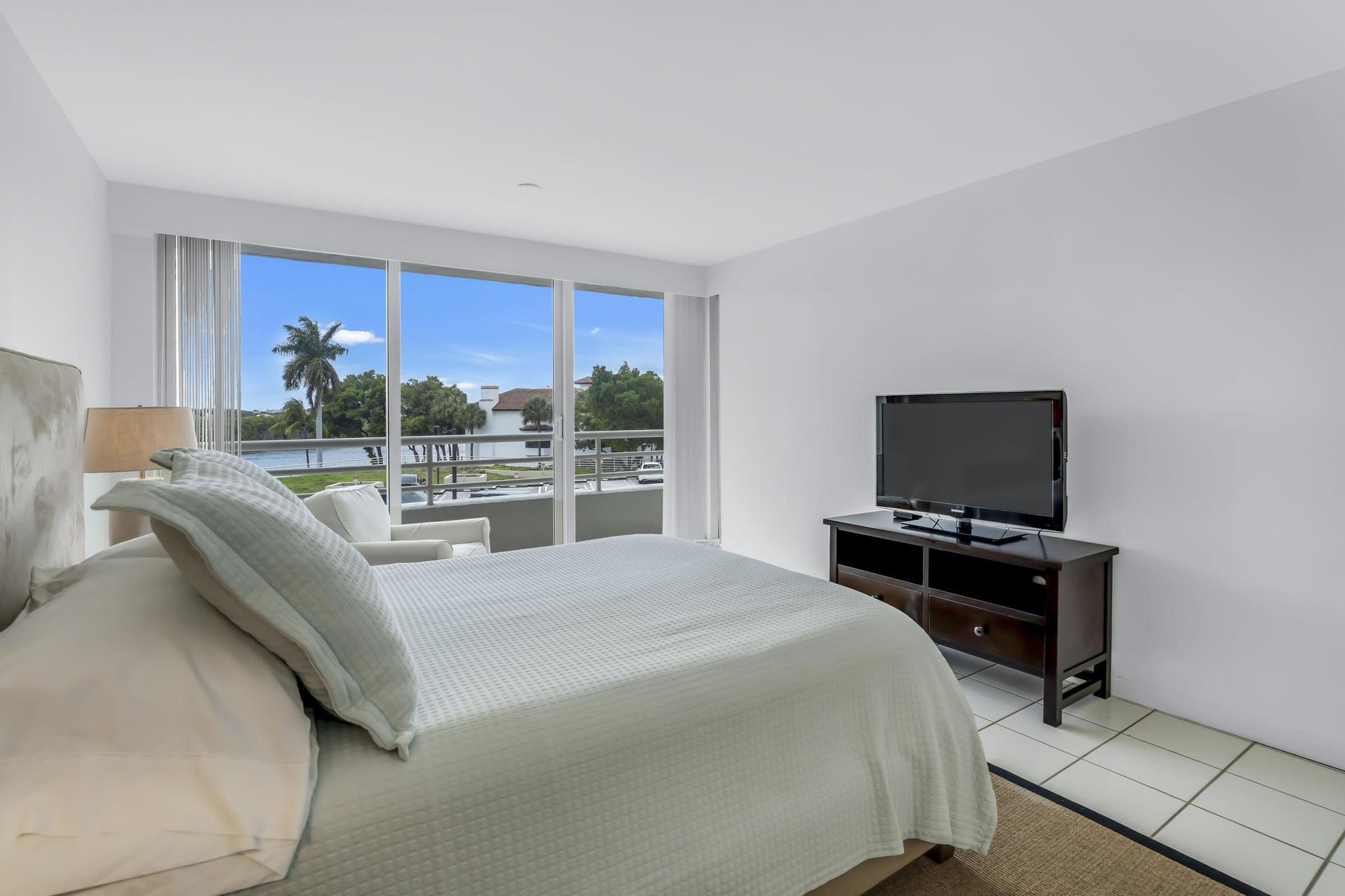 4201 N Ocean Boulevard 203 Property Photo 38