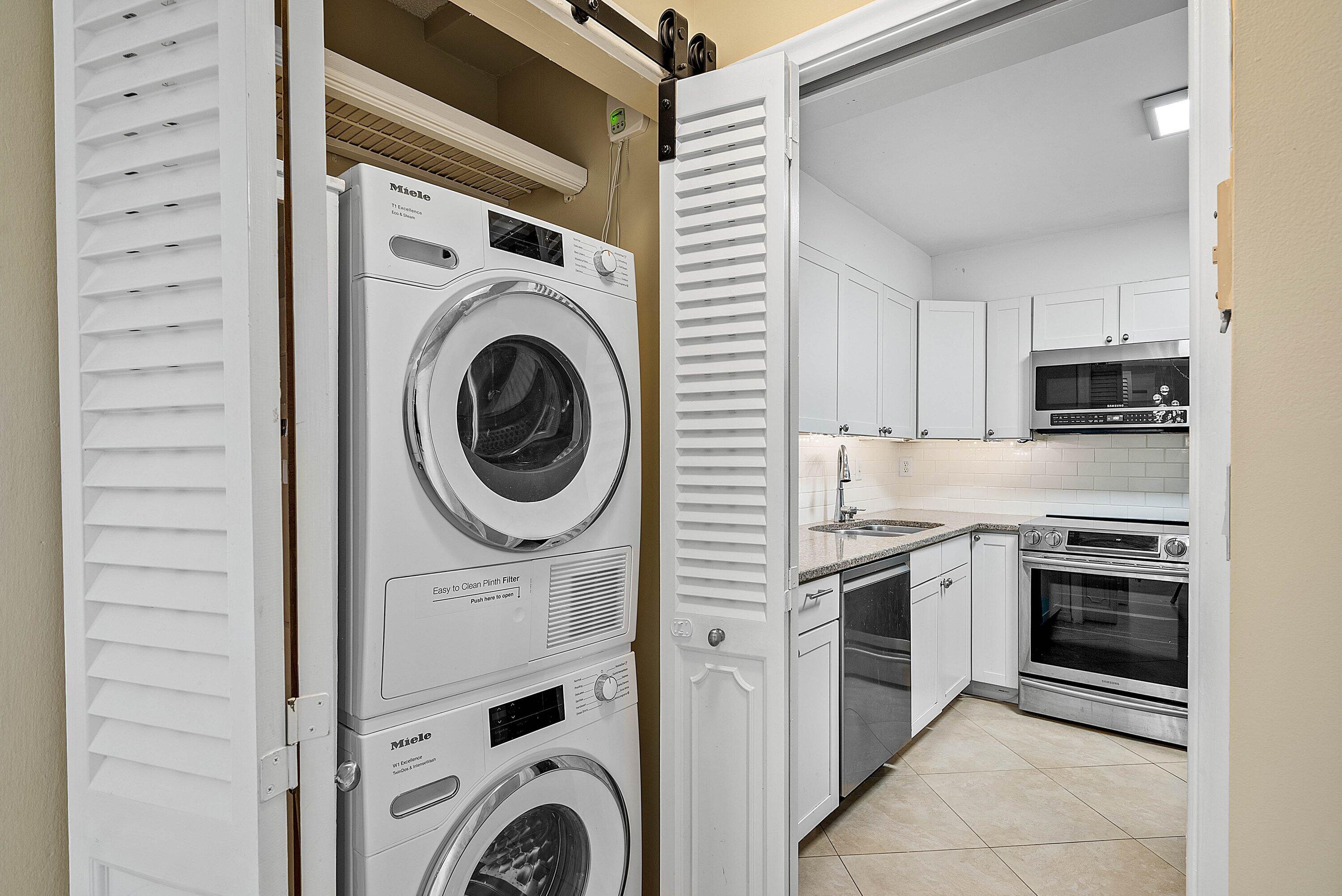 3301 S Ocean Boulevard 207 Property Photo 5