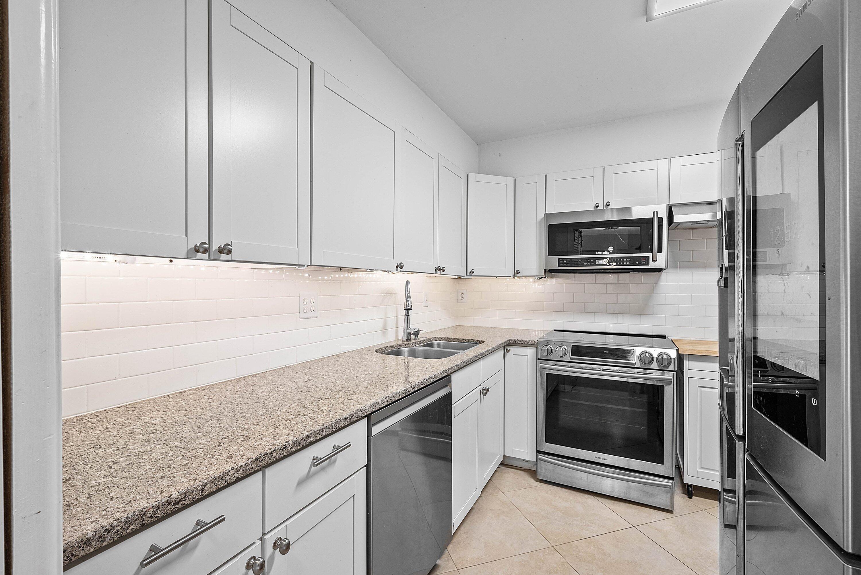 3301 S Ocean Boulevard 207 Property Photo 6
