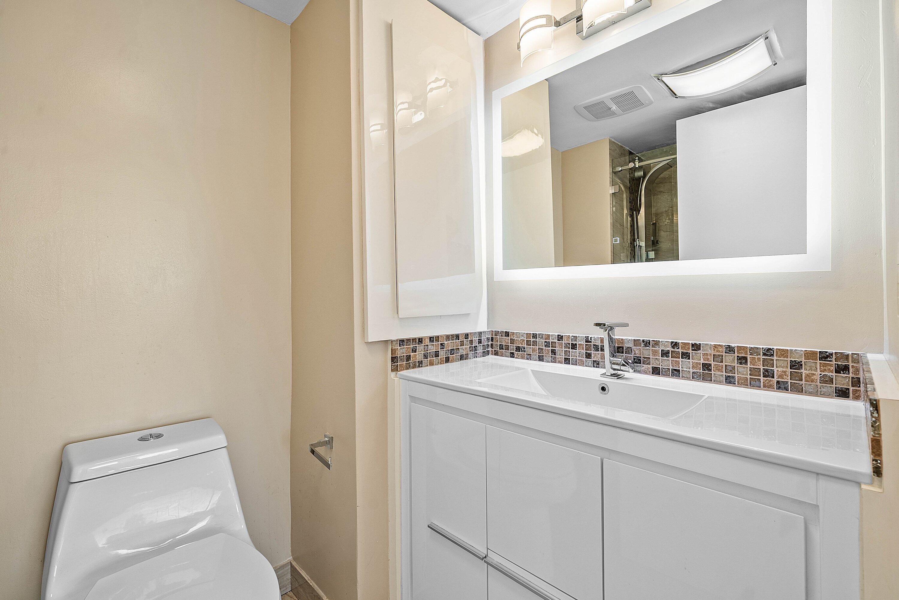 3301 S Ocean Boulevard 207 Property Photo 29
