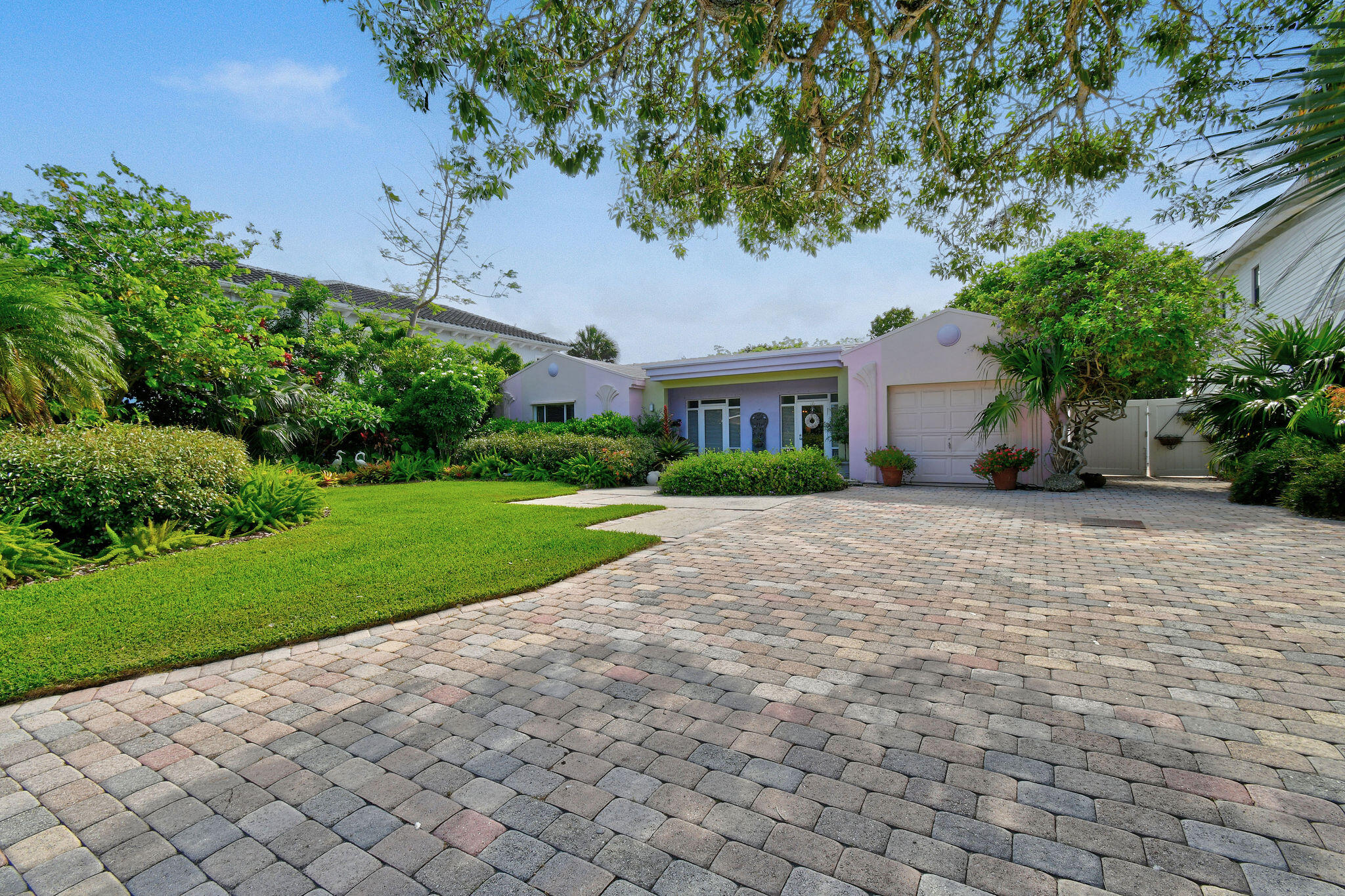 12831 Inshore Drive Property Photo 1