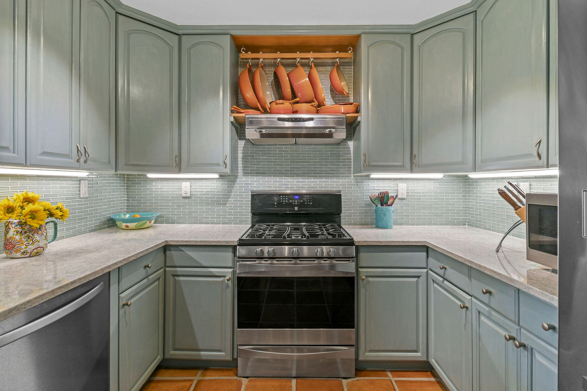 12831 Inshore Drive Property Photo 12