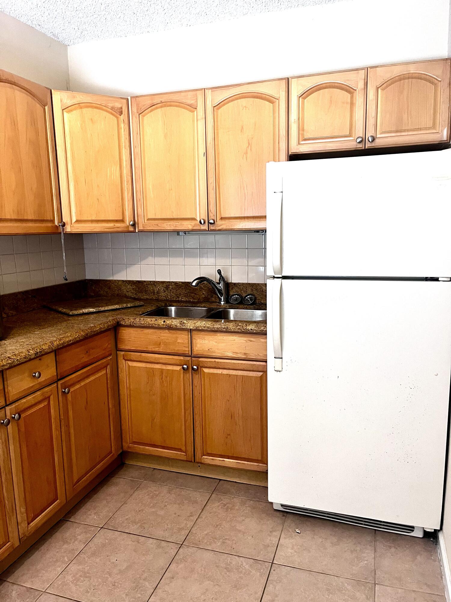 230 Conniston Road 4 Property Photo 7