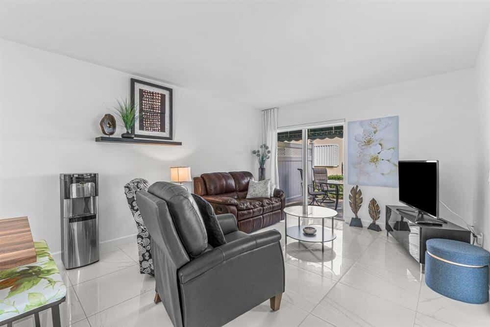 154 Waterside Drive 154 Property Photo 3