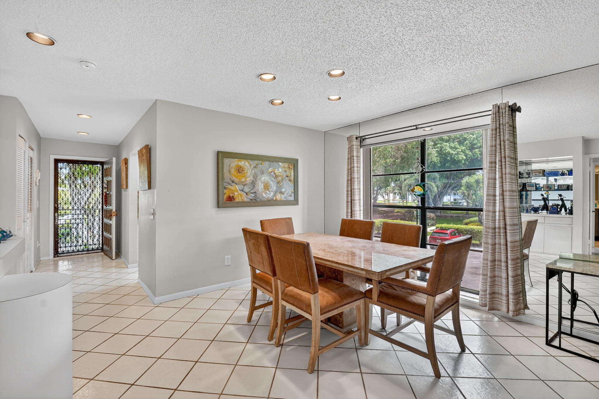 7 Southport Lane B Property Photo 10