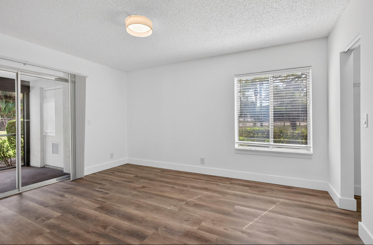 6258 Chasewood Drive C Property Photo 9