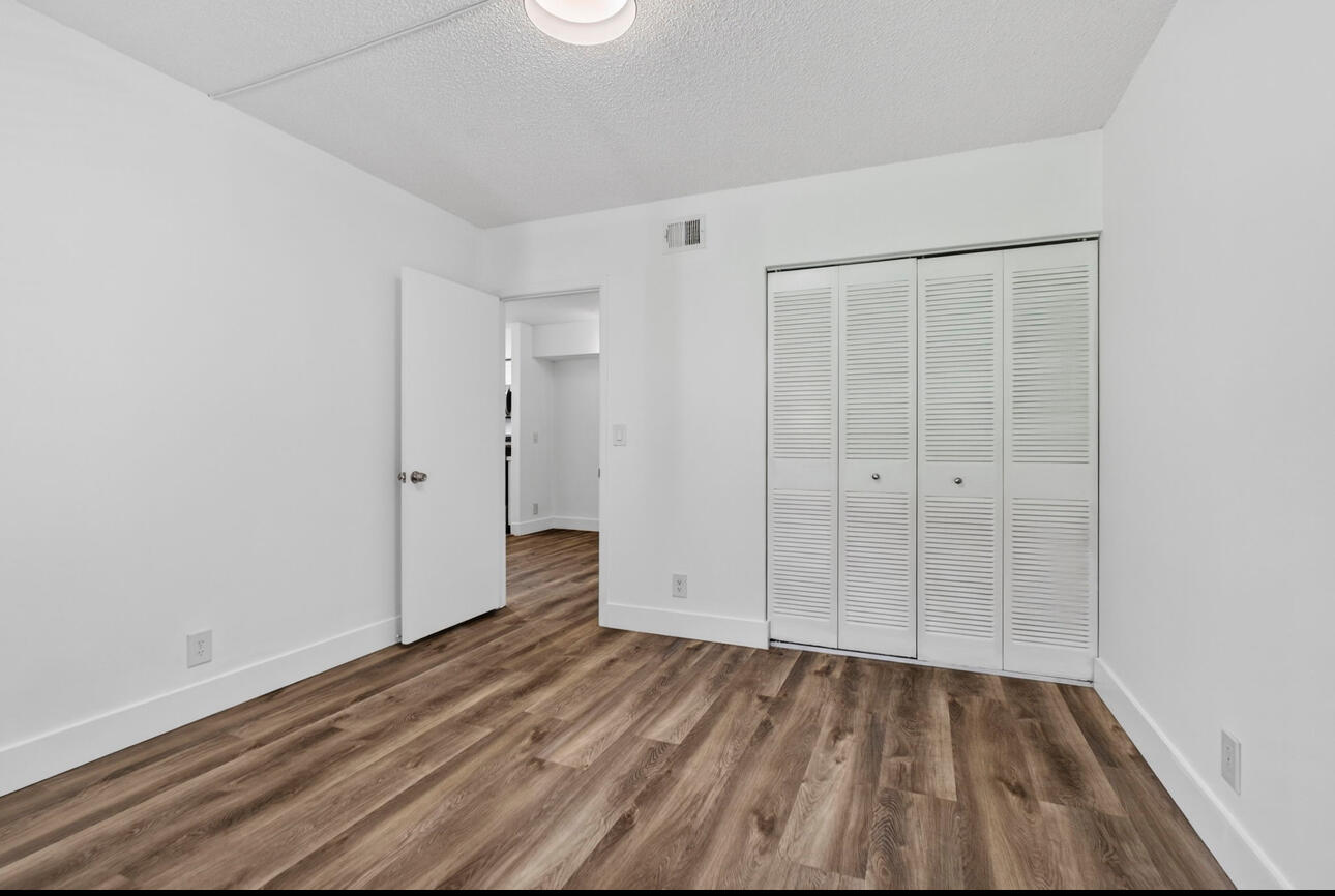 6258 Chasewood Drive C Property Photo 14