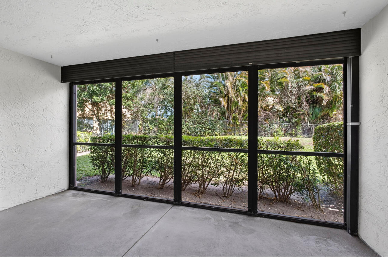 6258 Chasewood Drive C Property Photo 17