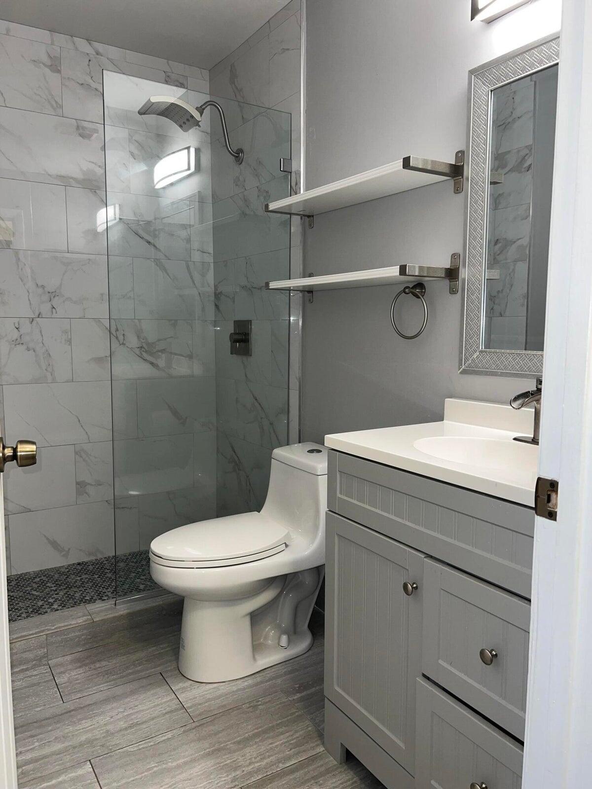 815 W Boynton Beach Boulevard 7-205 Property Photo 13