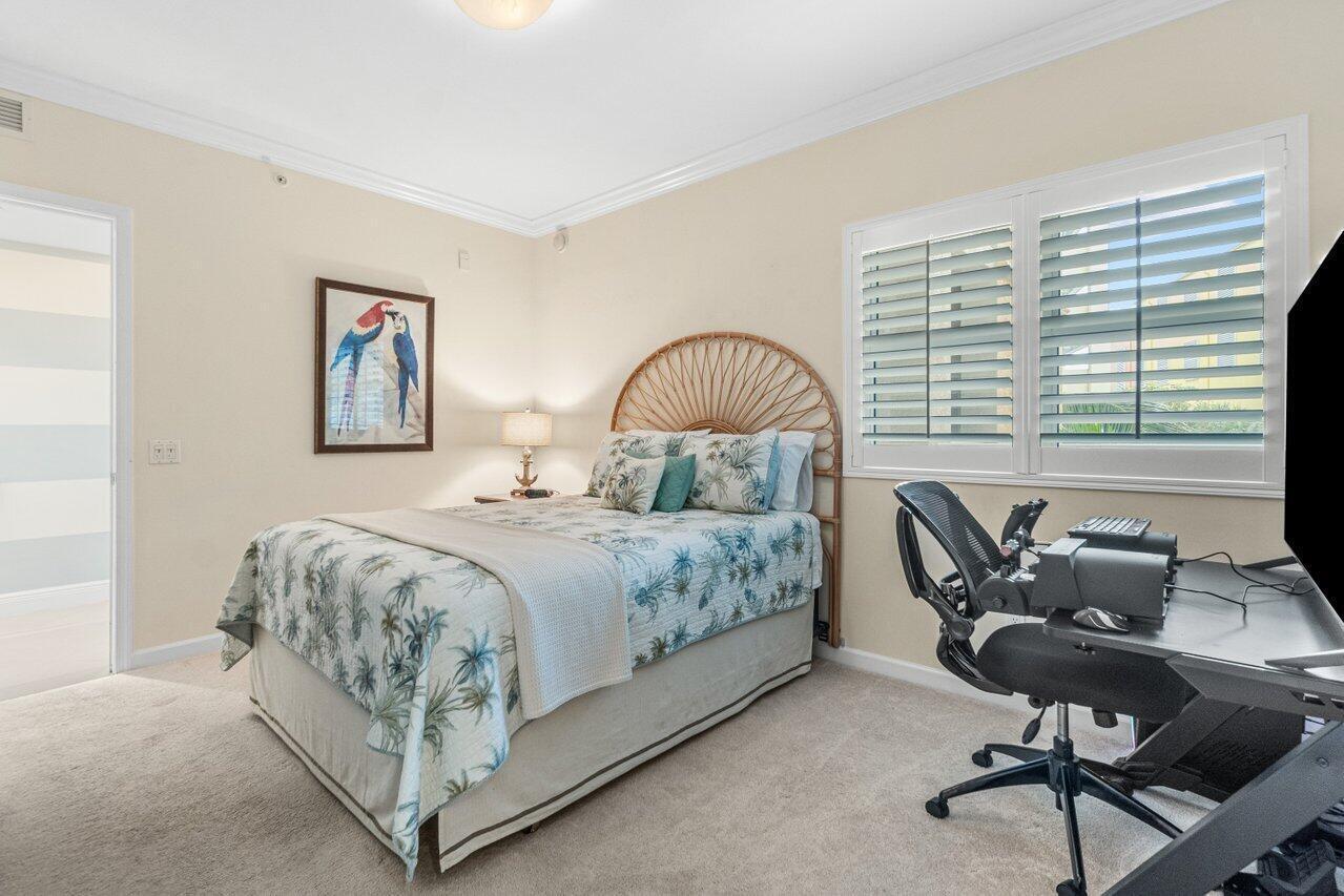 2650 Lake Shore Drive 302 Property Photo 20