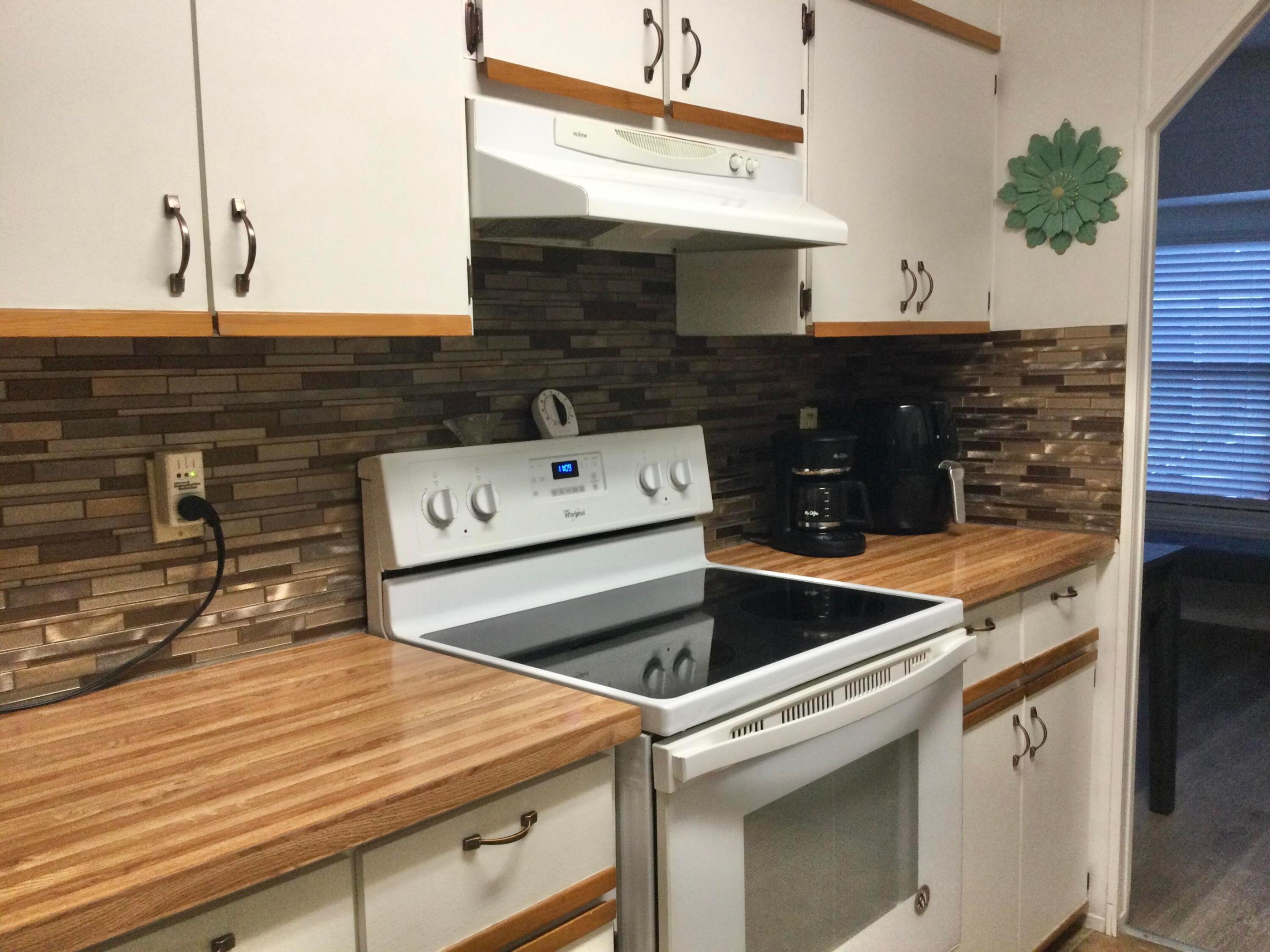 48 Del Prado Street Property Photo 13
