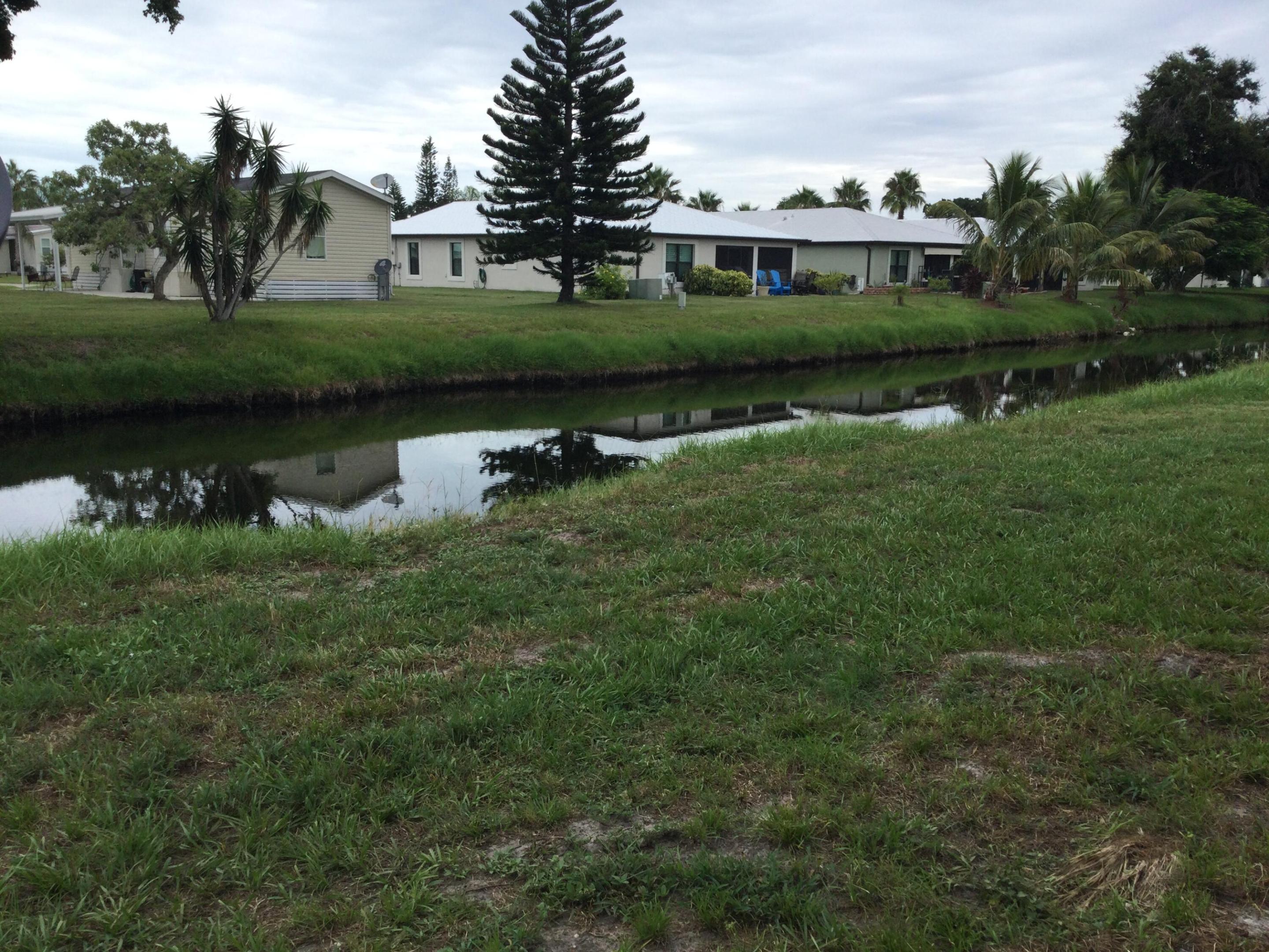 48 Del Prado Street Property Photo 30