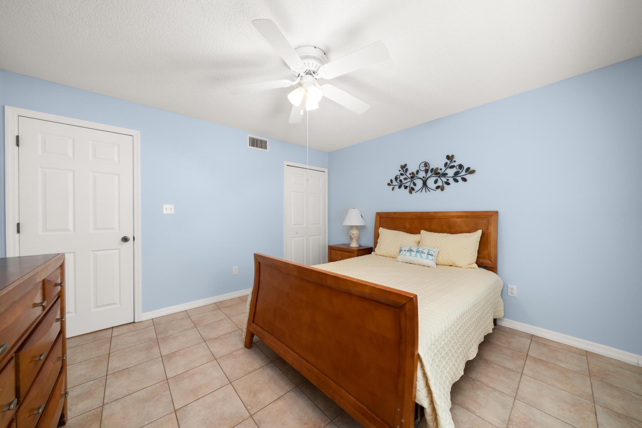 703 Chelsee Way Property Photo 24