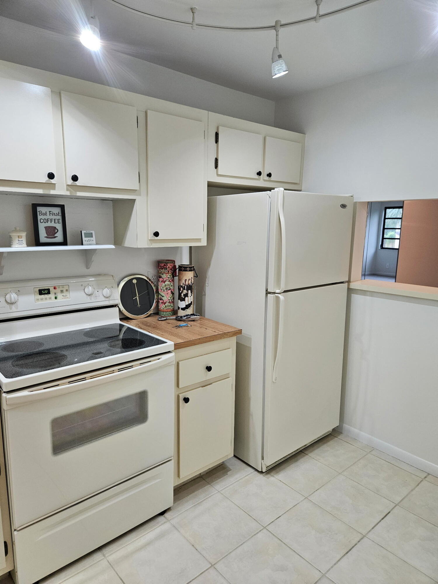 4700 Lucerne Lakes Boulevard 308 Property Photo 2