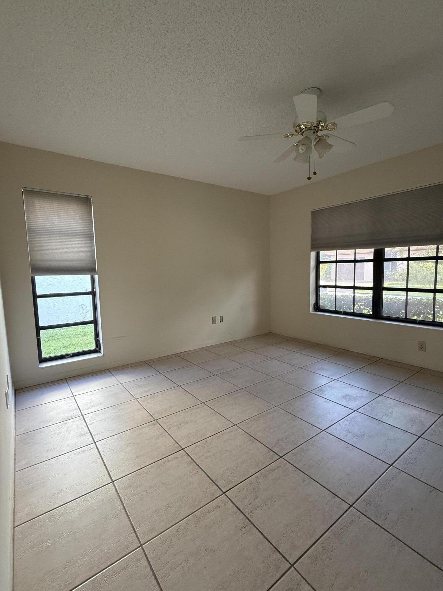 6273 Tall Cypress Circle Property Photo 8