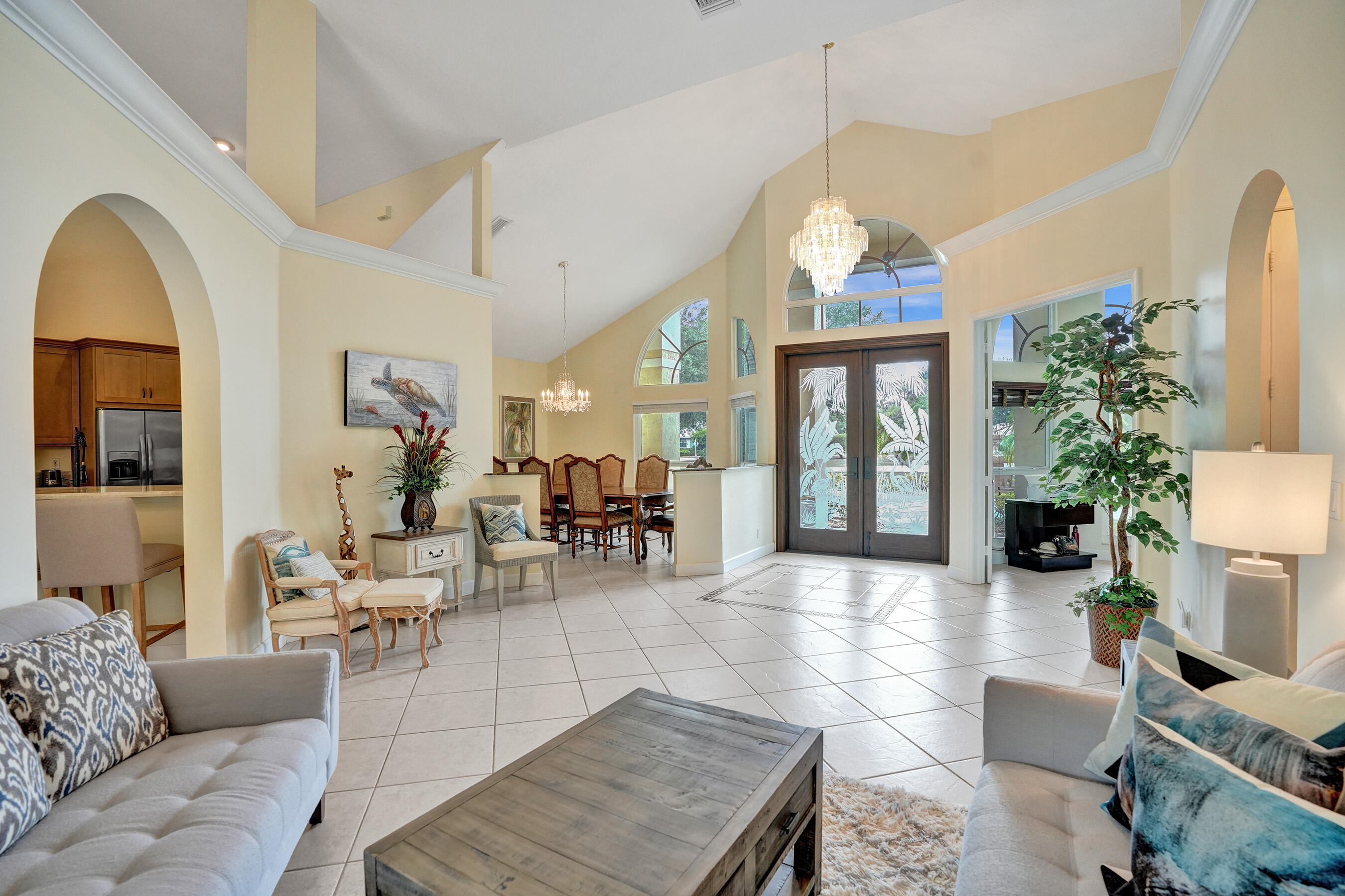 15910 Lindbergh Lane Property Photo 8