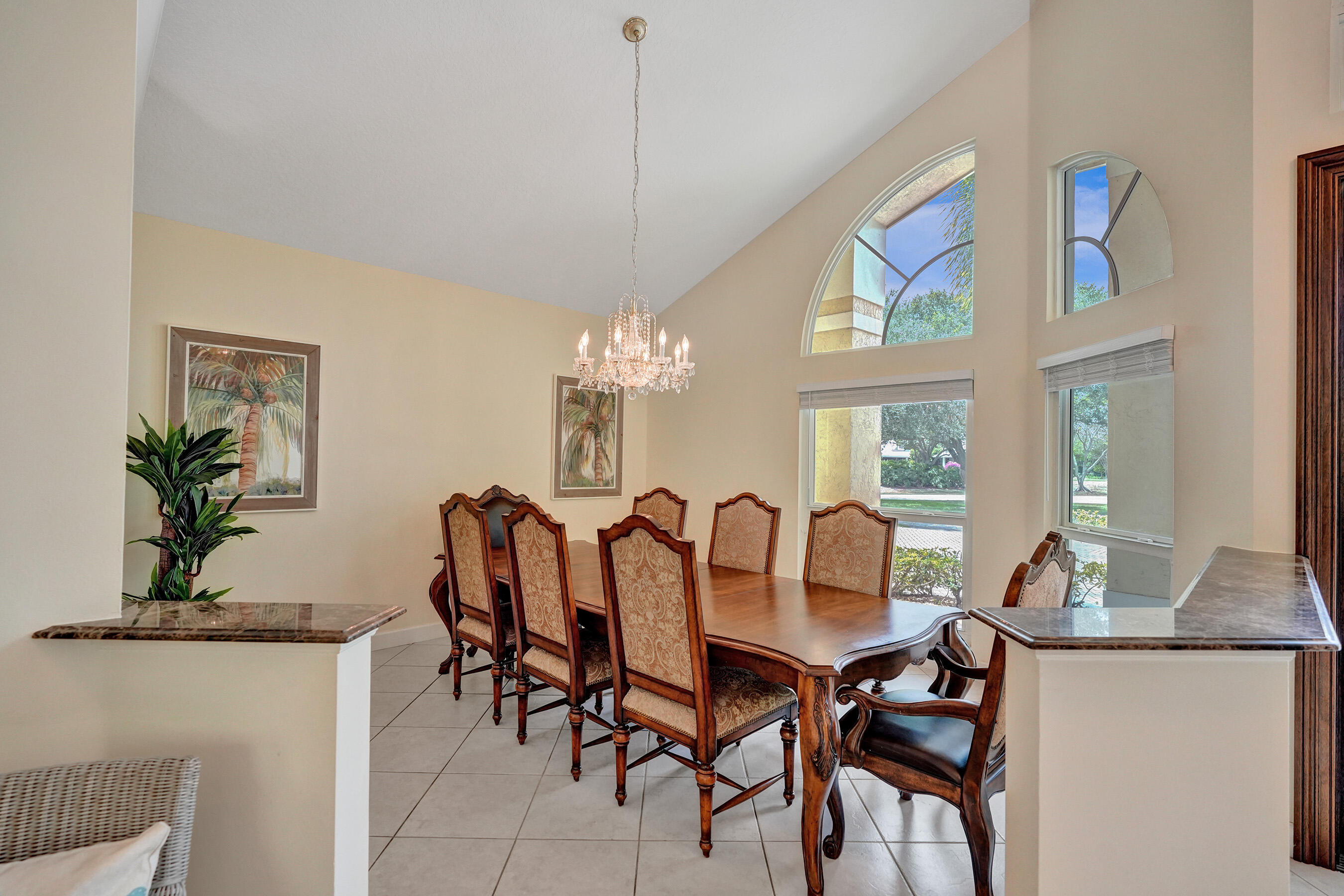 15910 Lindbergh Lane Property Photo 9