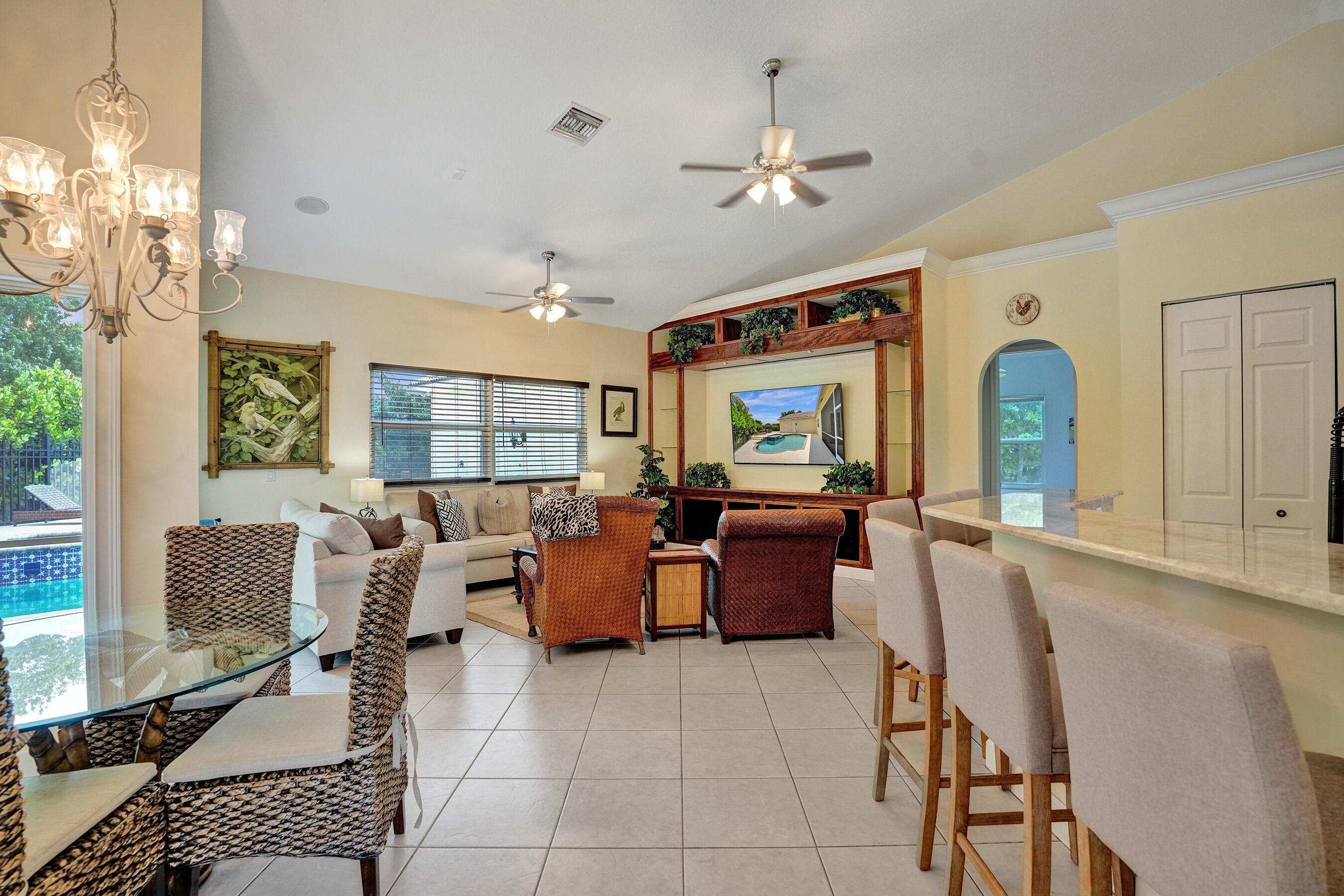 15910 Lindbergh Lane Property Photo 15