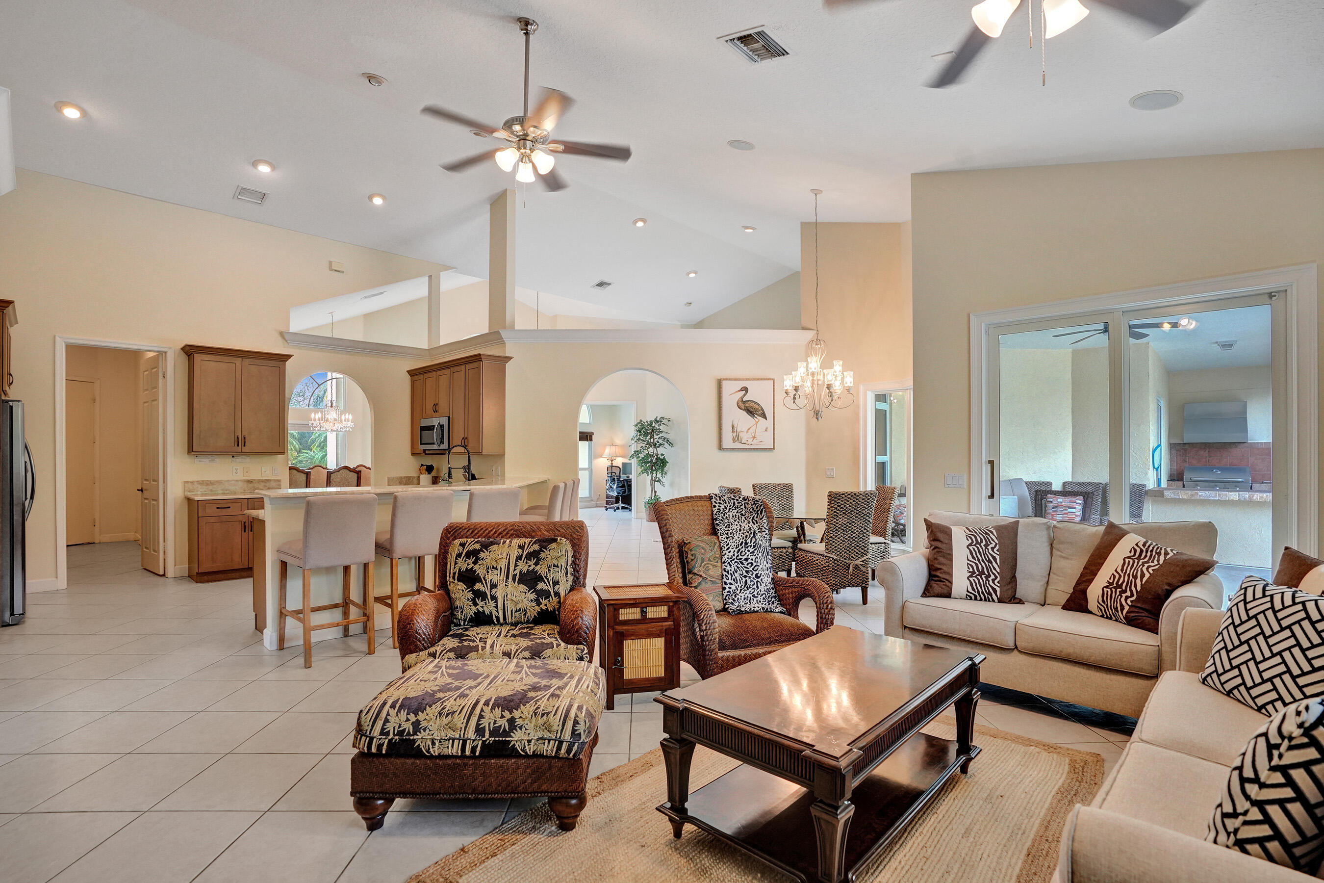 15910 Lindbergh Lane Property Photo 18