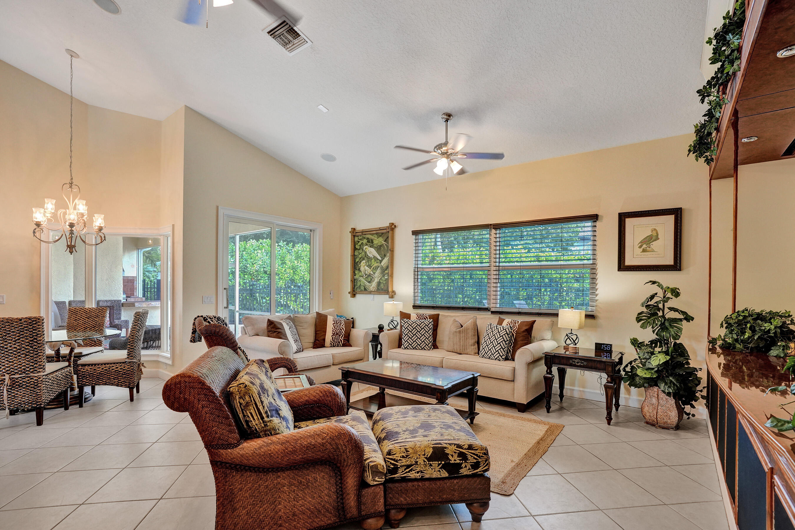 15910 Lindbergh Lane Property Photo 19