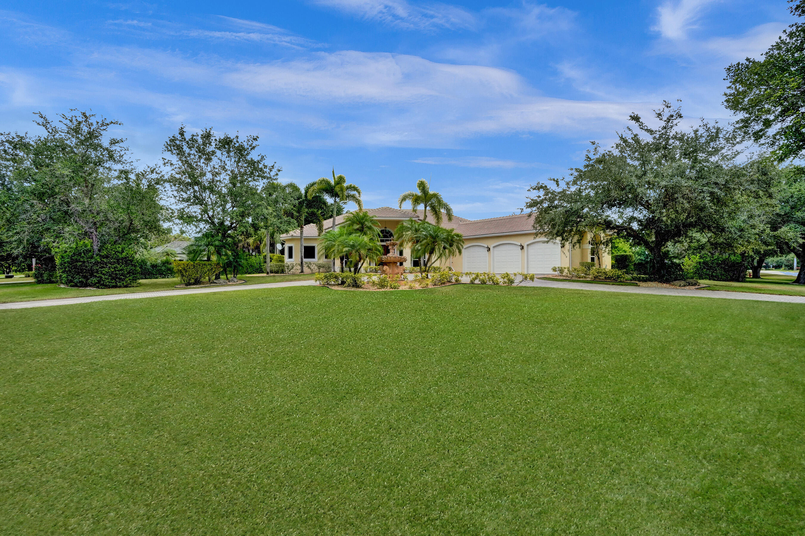 15910 Lindbergh Lane Property Photo 44