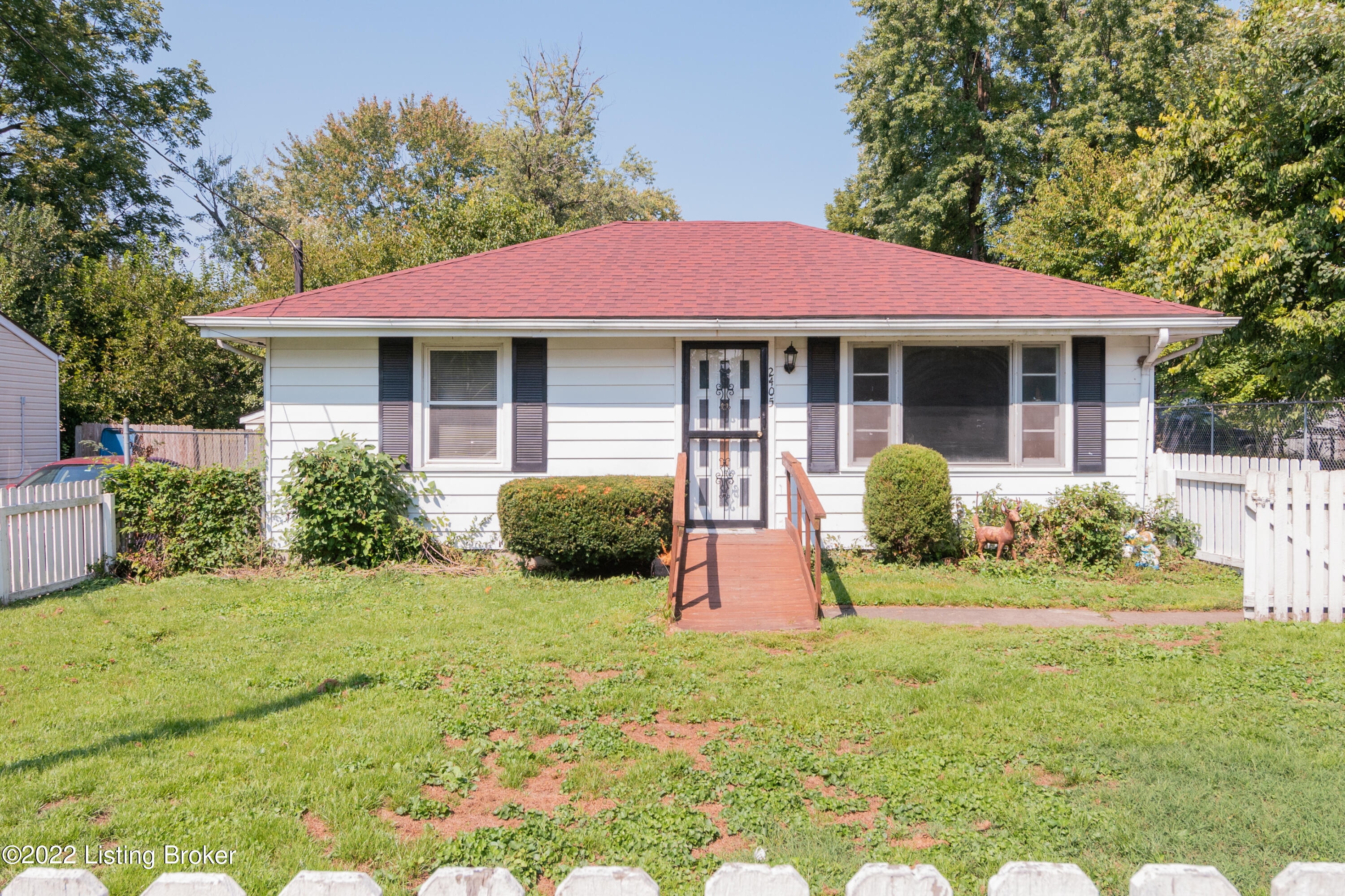 2405 Elmore St Property Photo 1