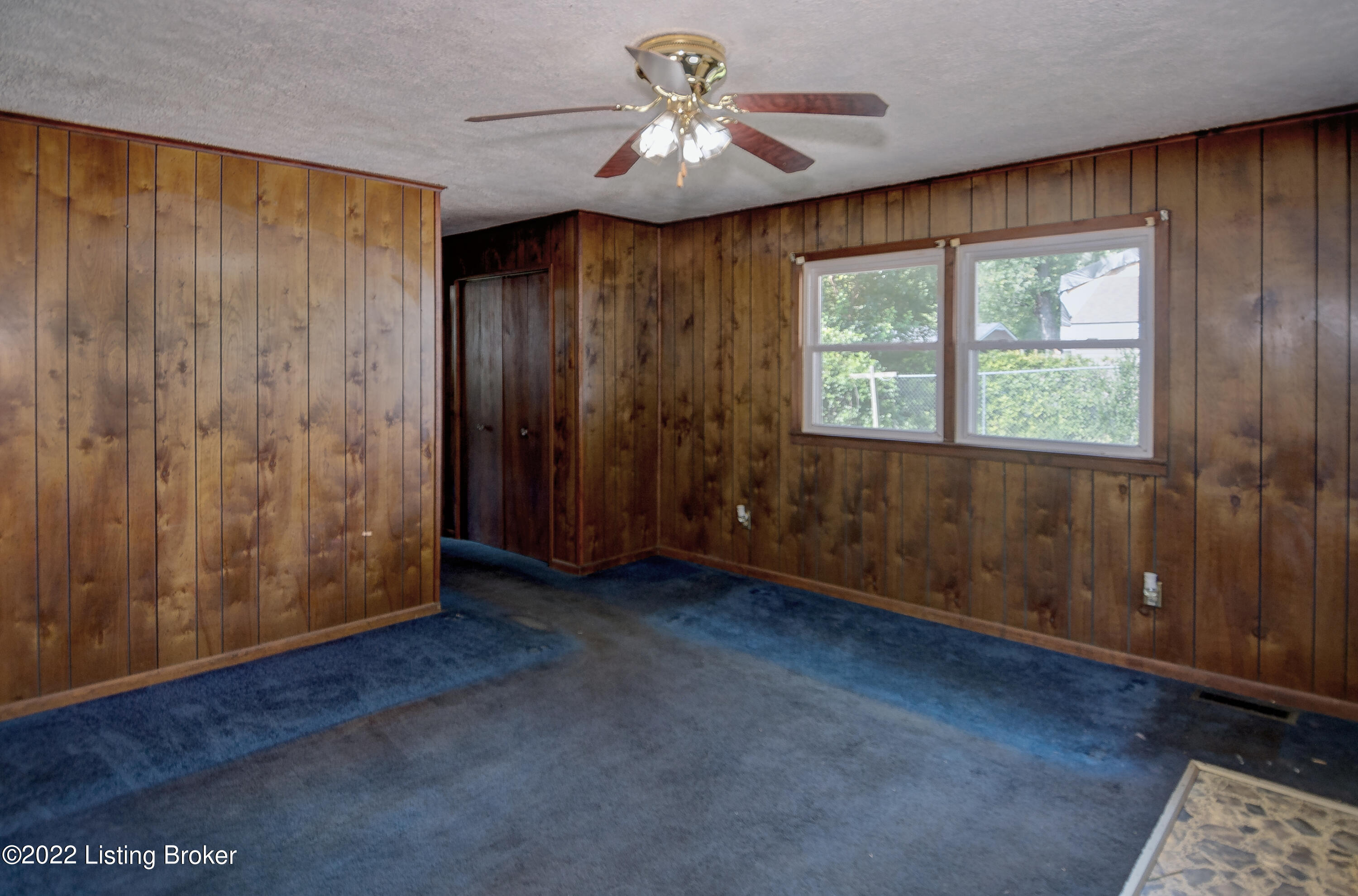 2405 Elmore St Property Photo 11