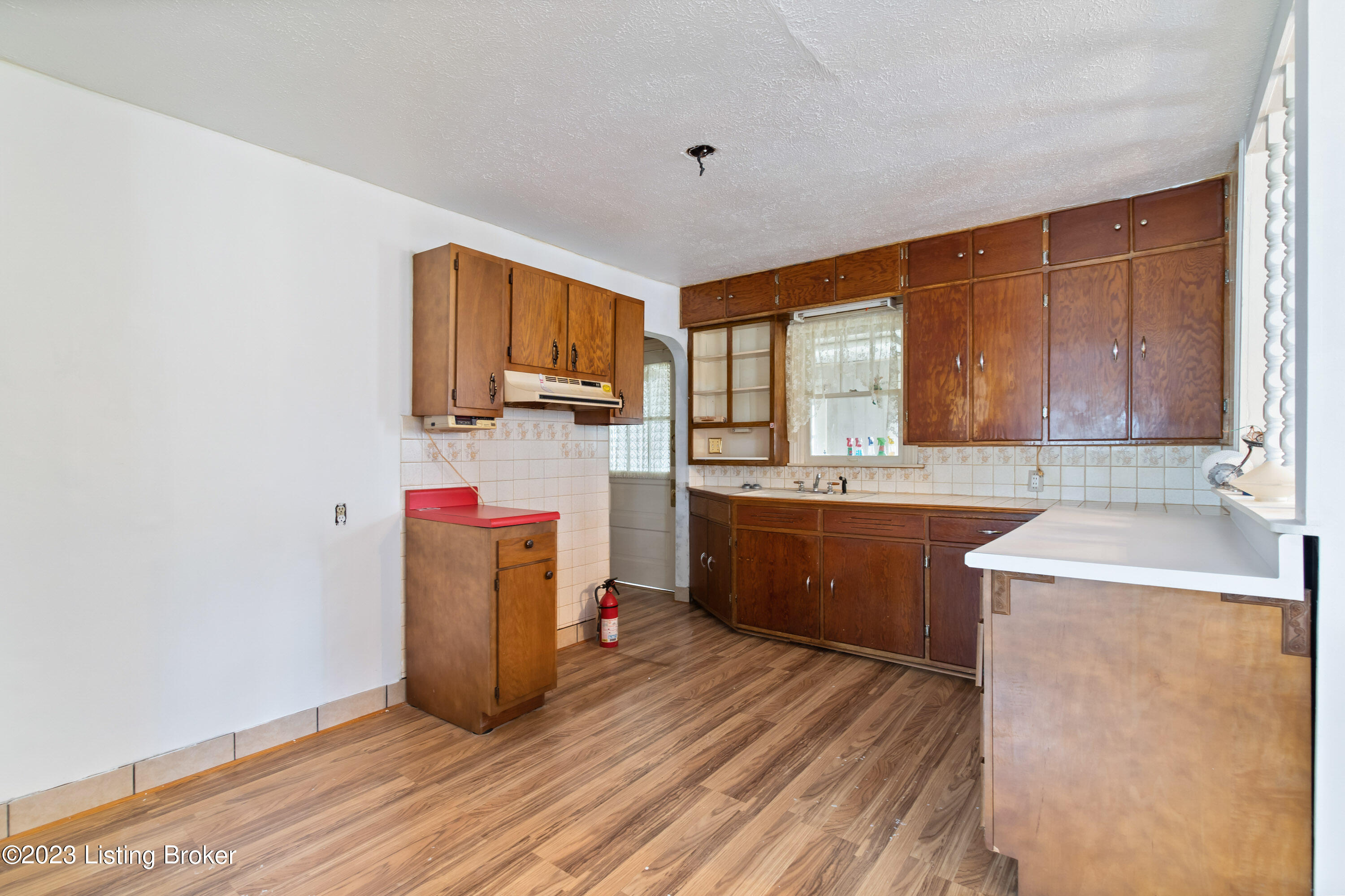 7013 Shipley Ln Property Photo 6