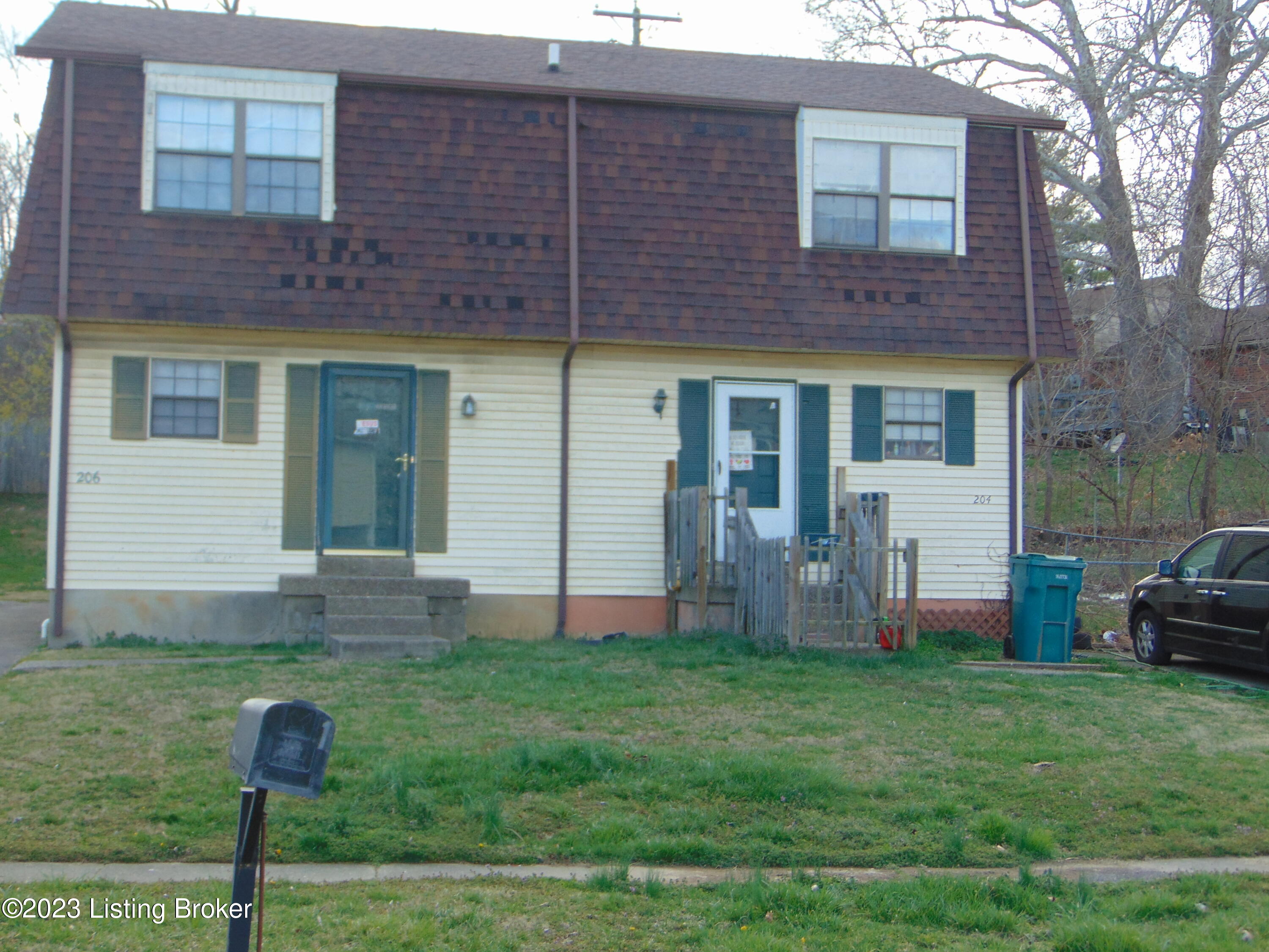 206 Eagle Pass Property Photo 2