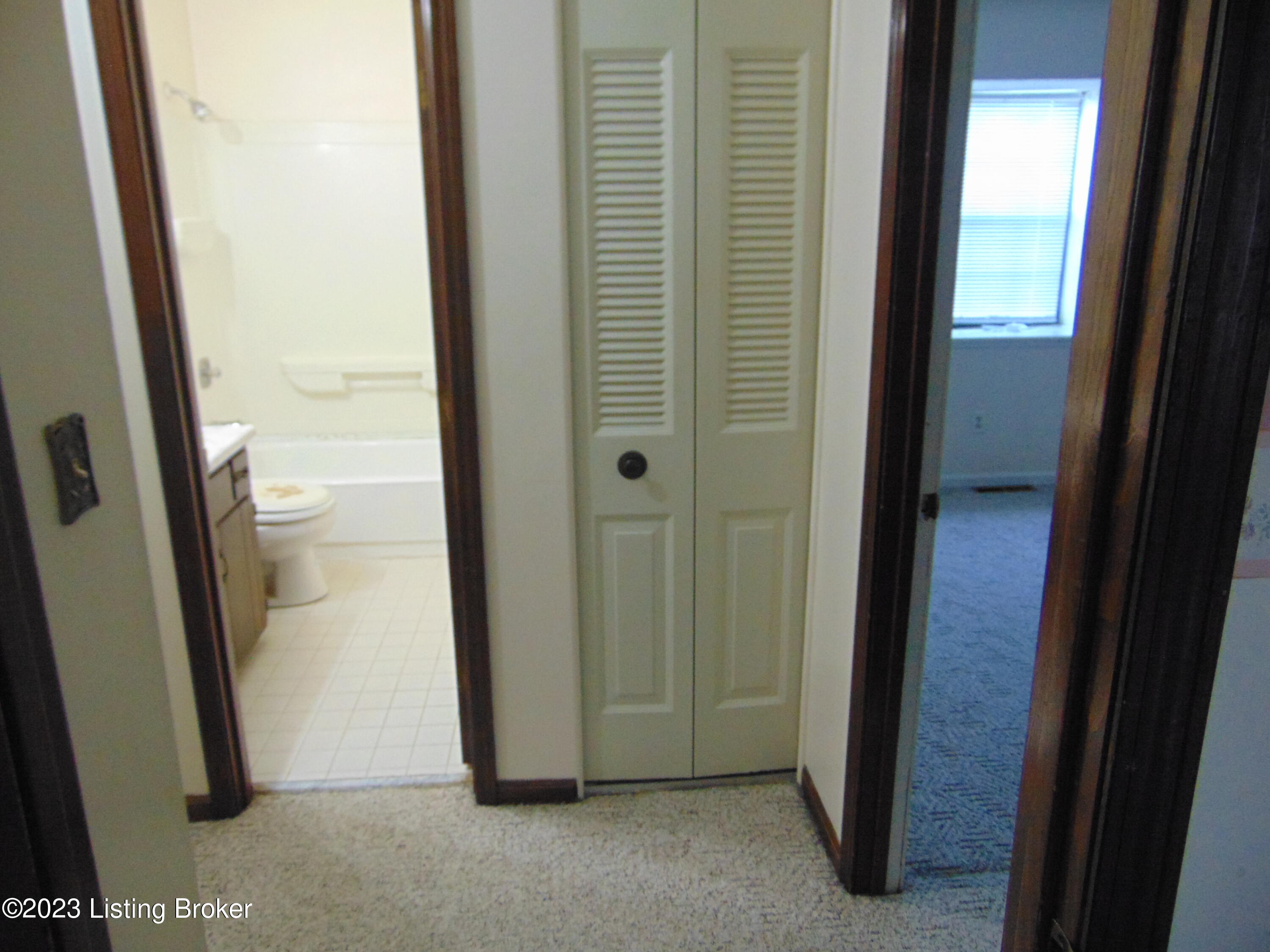 206 Eagle Pass Property Photo 22