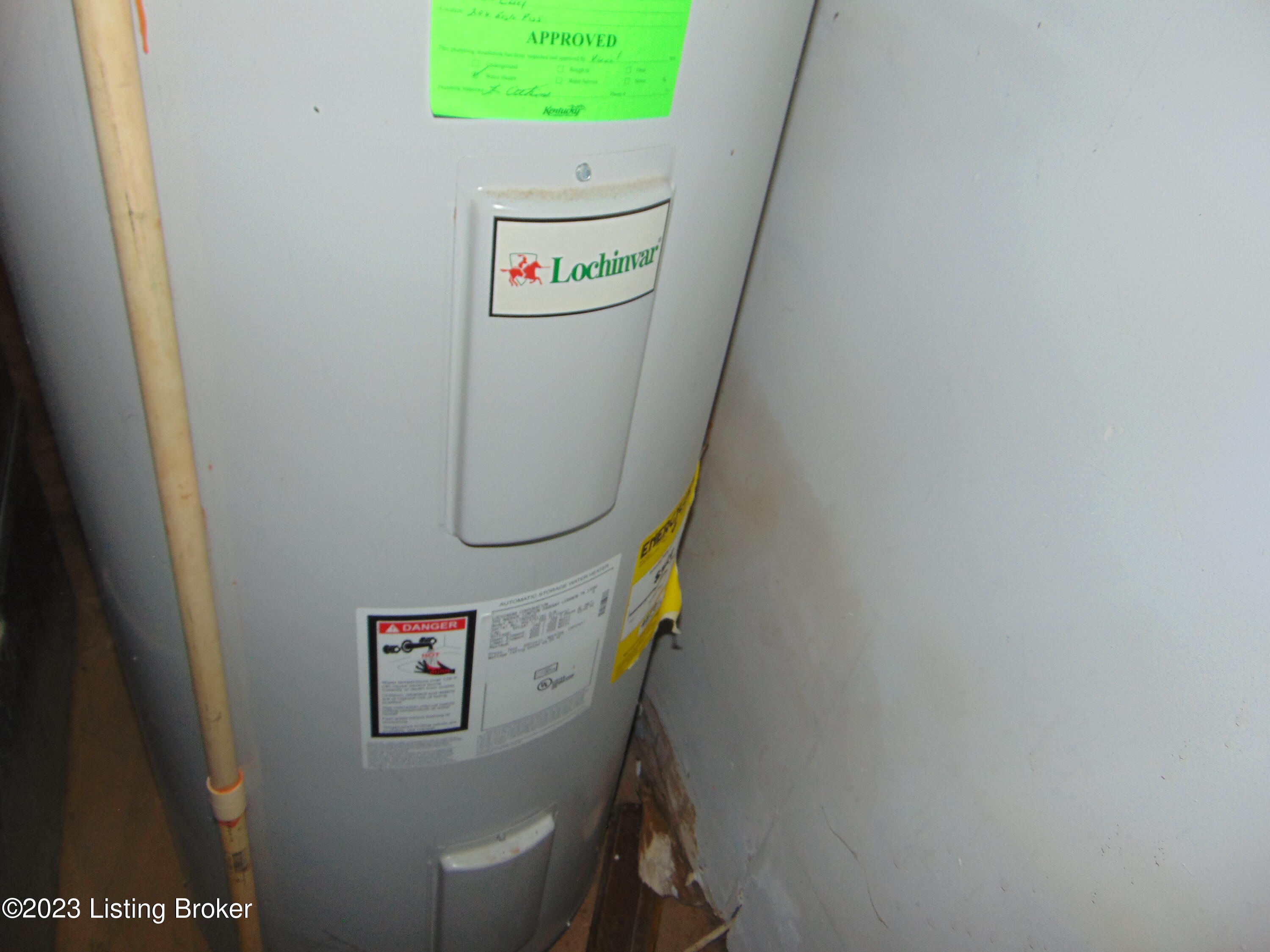 206 Eagle Pass Property Photo 28