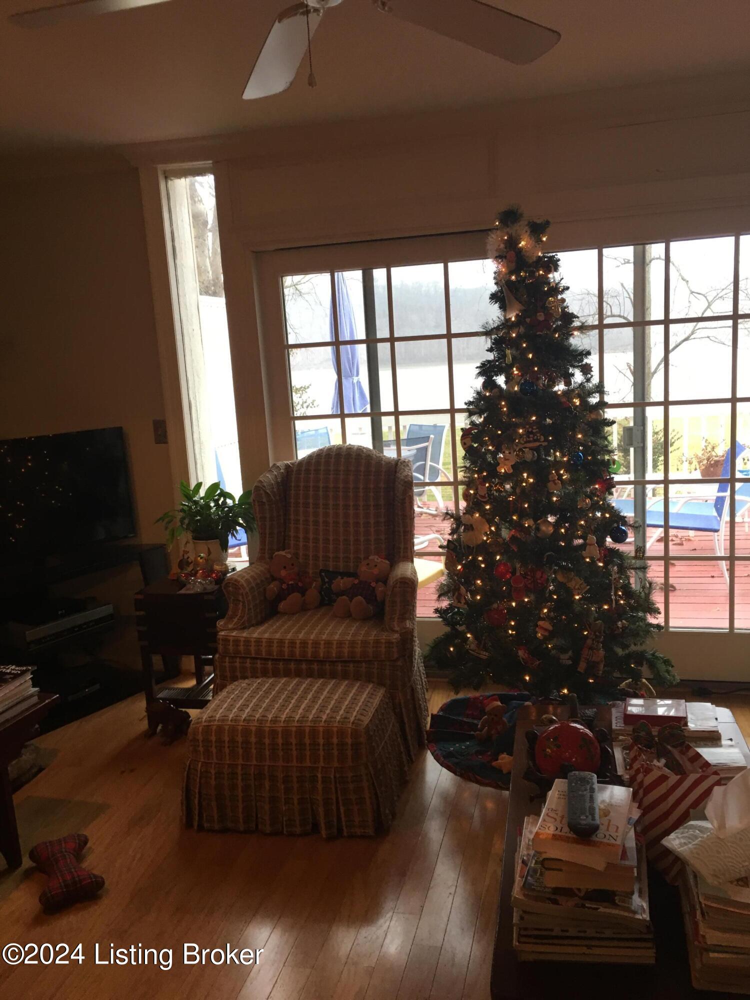 14119 Harbour Pl Property Photo 7