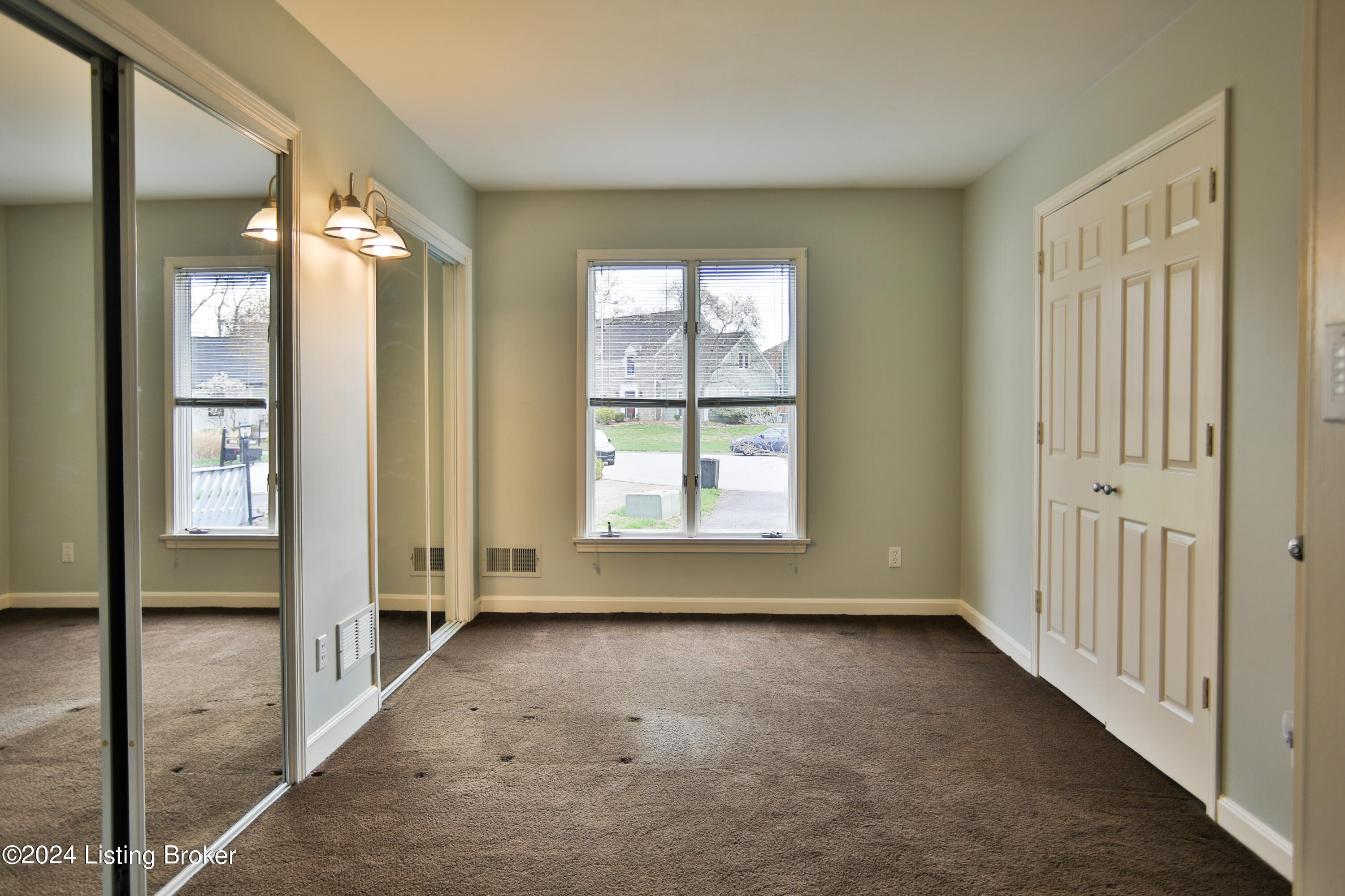 6901 Timber Bluff Ct Property Photo 13