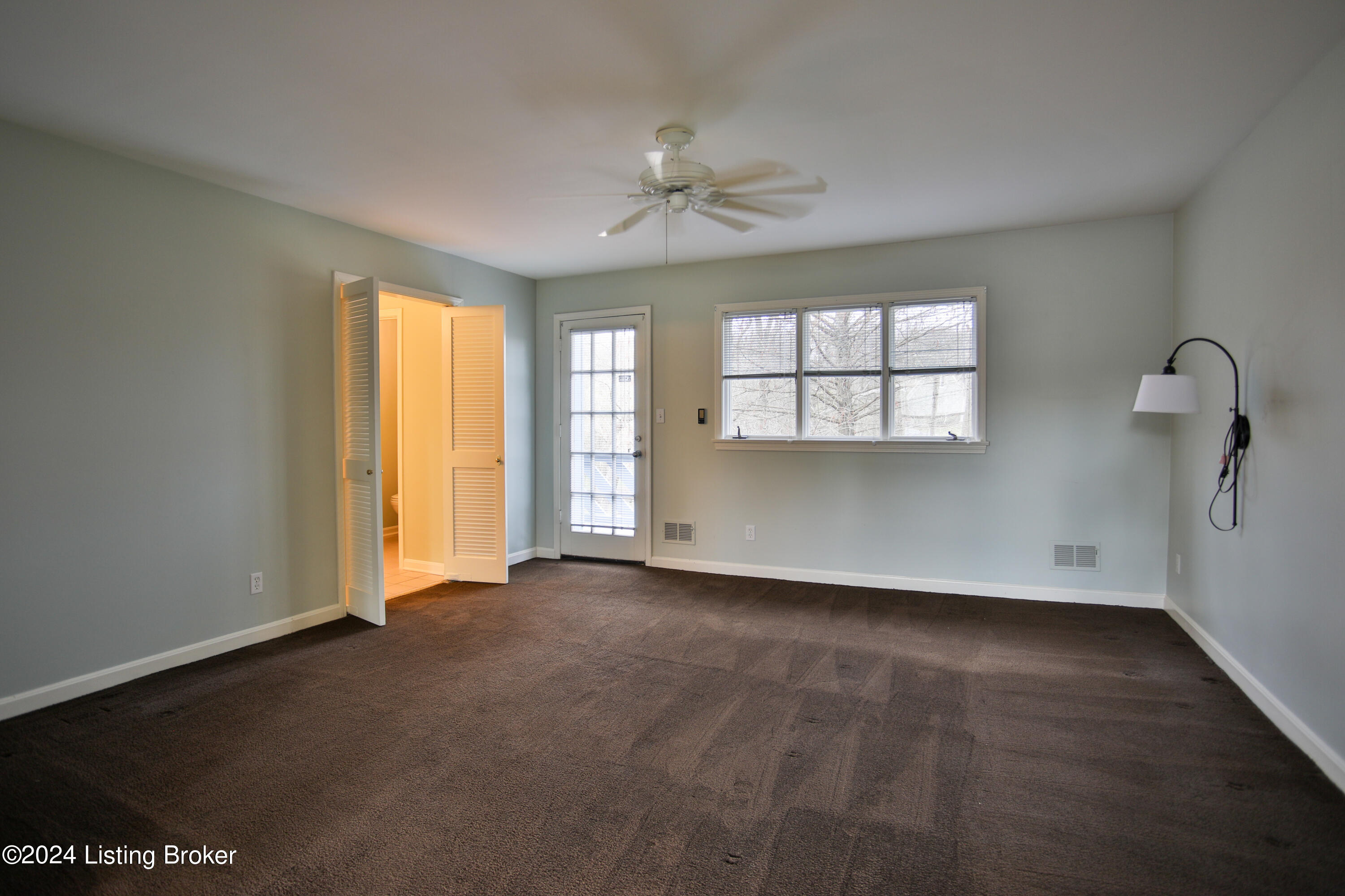 6901 Timber Bluff Ct Property Photo 14